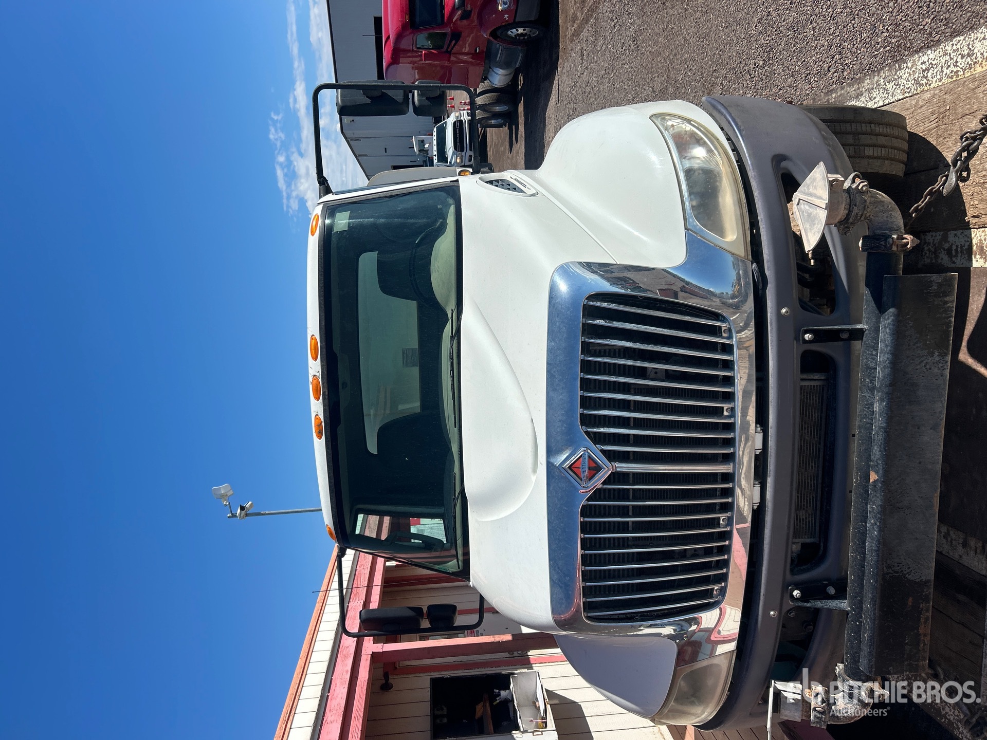Photo of 2019 International DURASTAR 4300