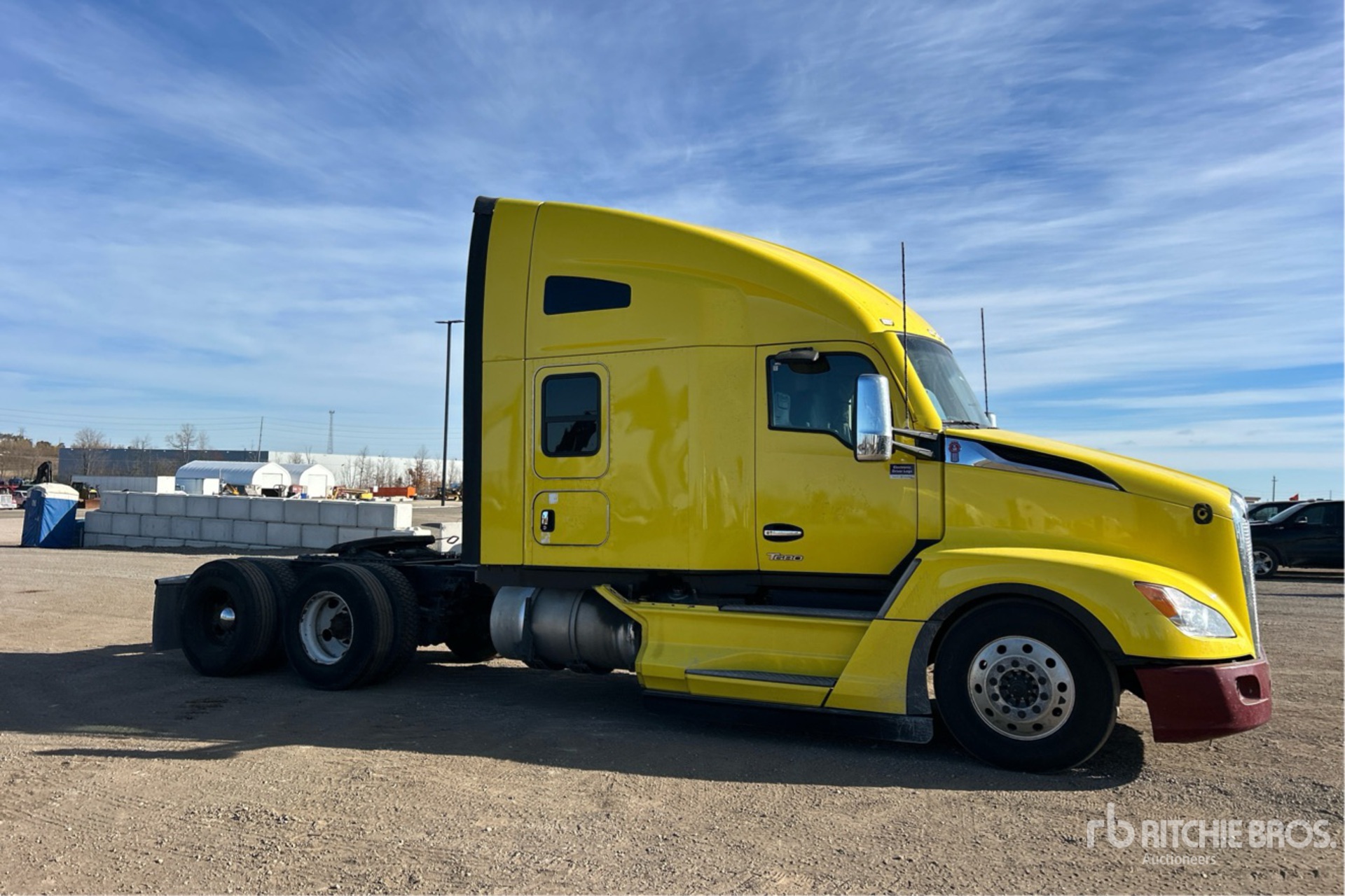 2023 Kenworth T680