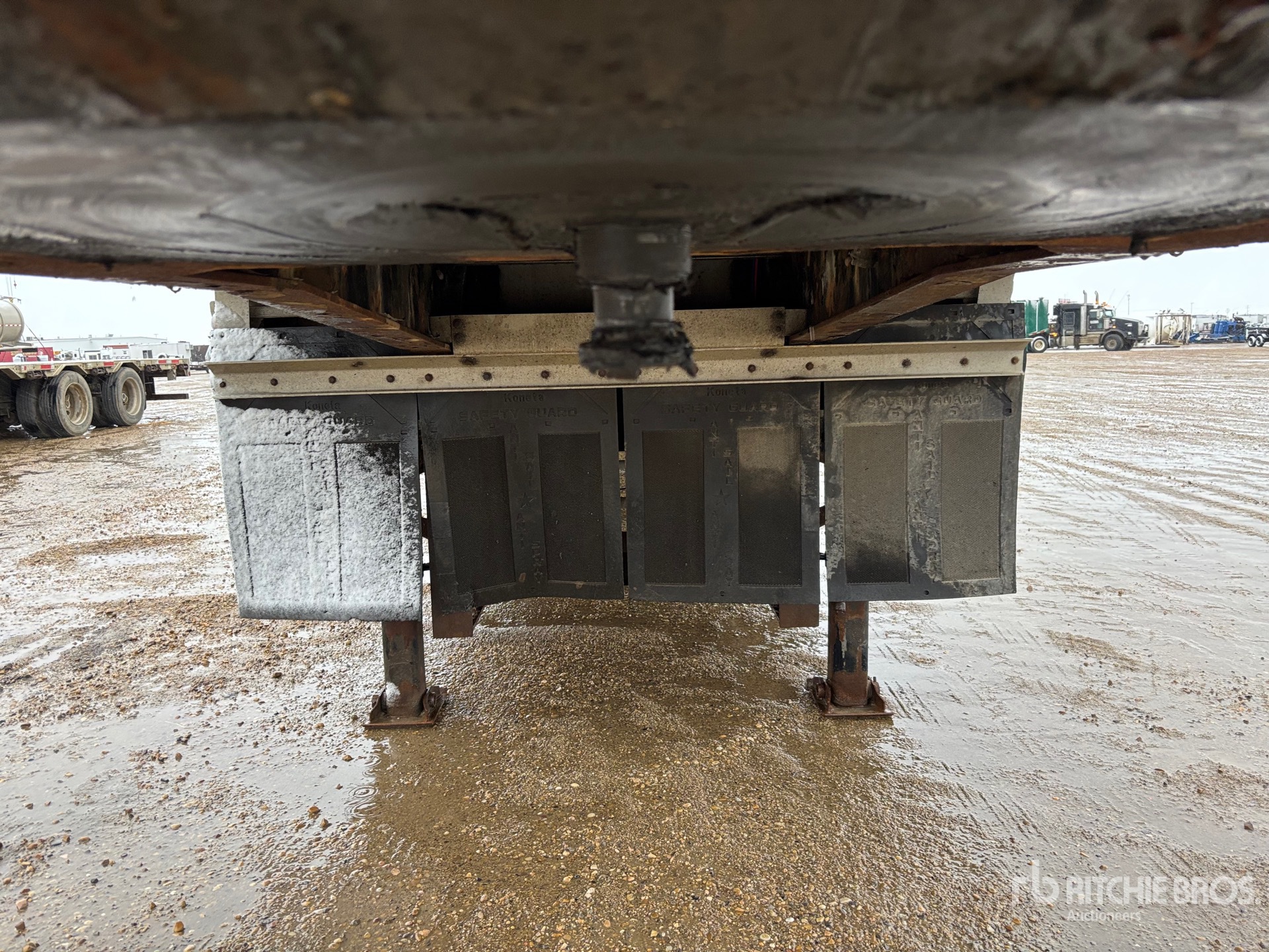 2013 Load King  53 FT TRI/A (INOPERABLE)