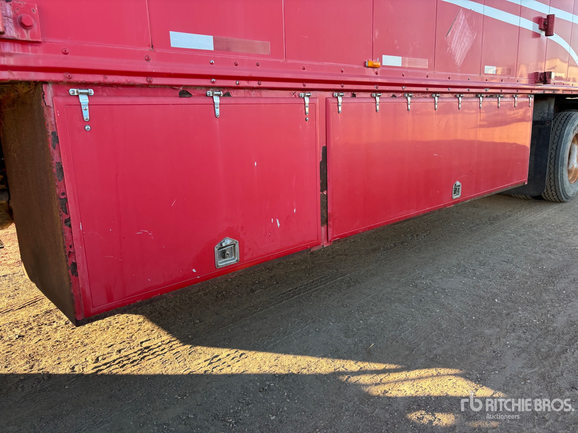 2016 Hyundai 41 FT T/A MOBILE HEAT CONTROL C ...