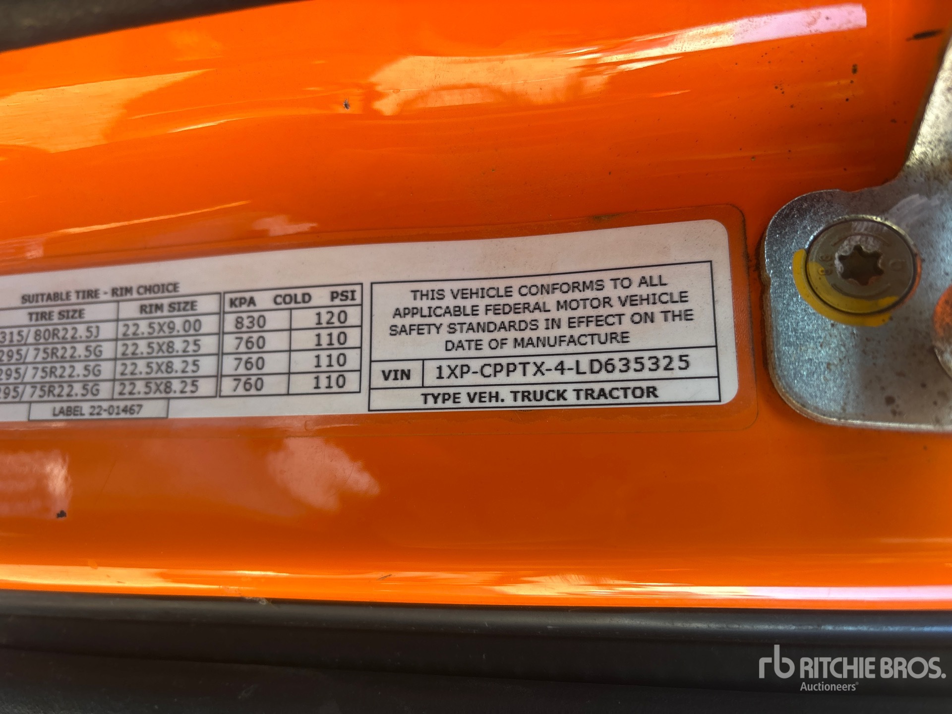 2020 Peterbilt 567