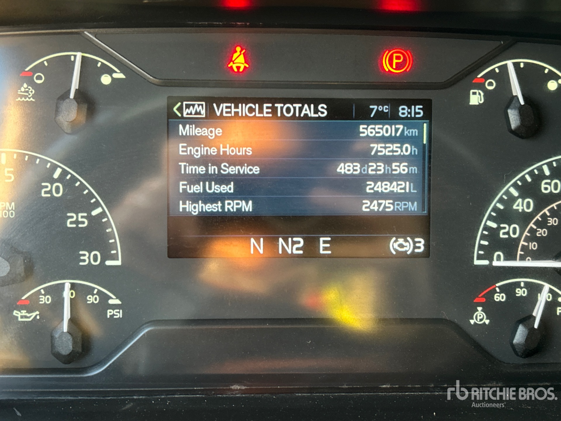 2020 Volvo VNR