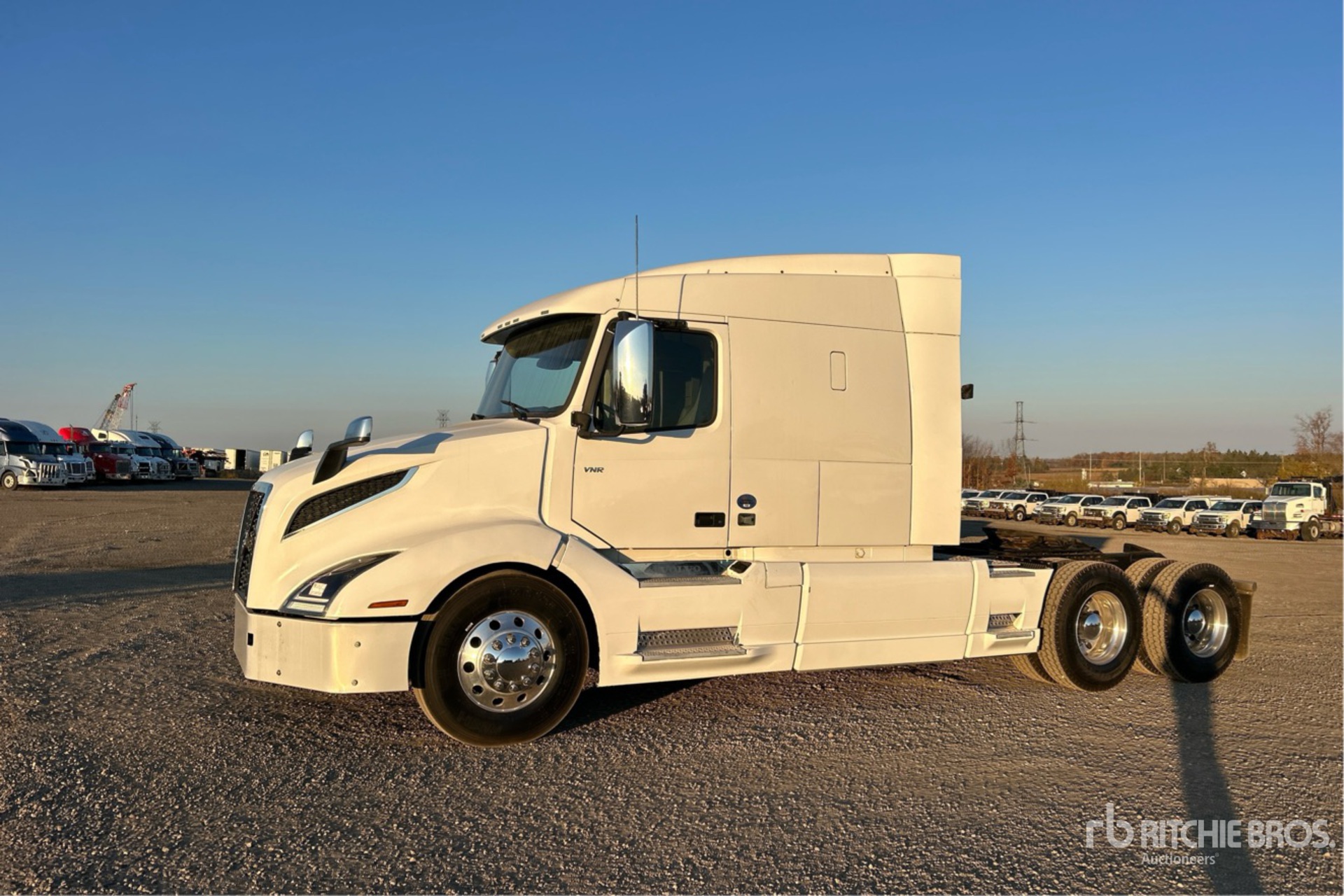 2020 Volvo VNR