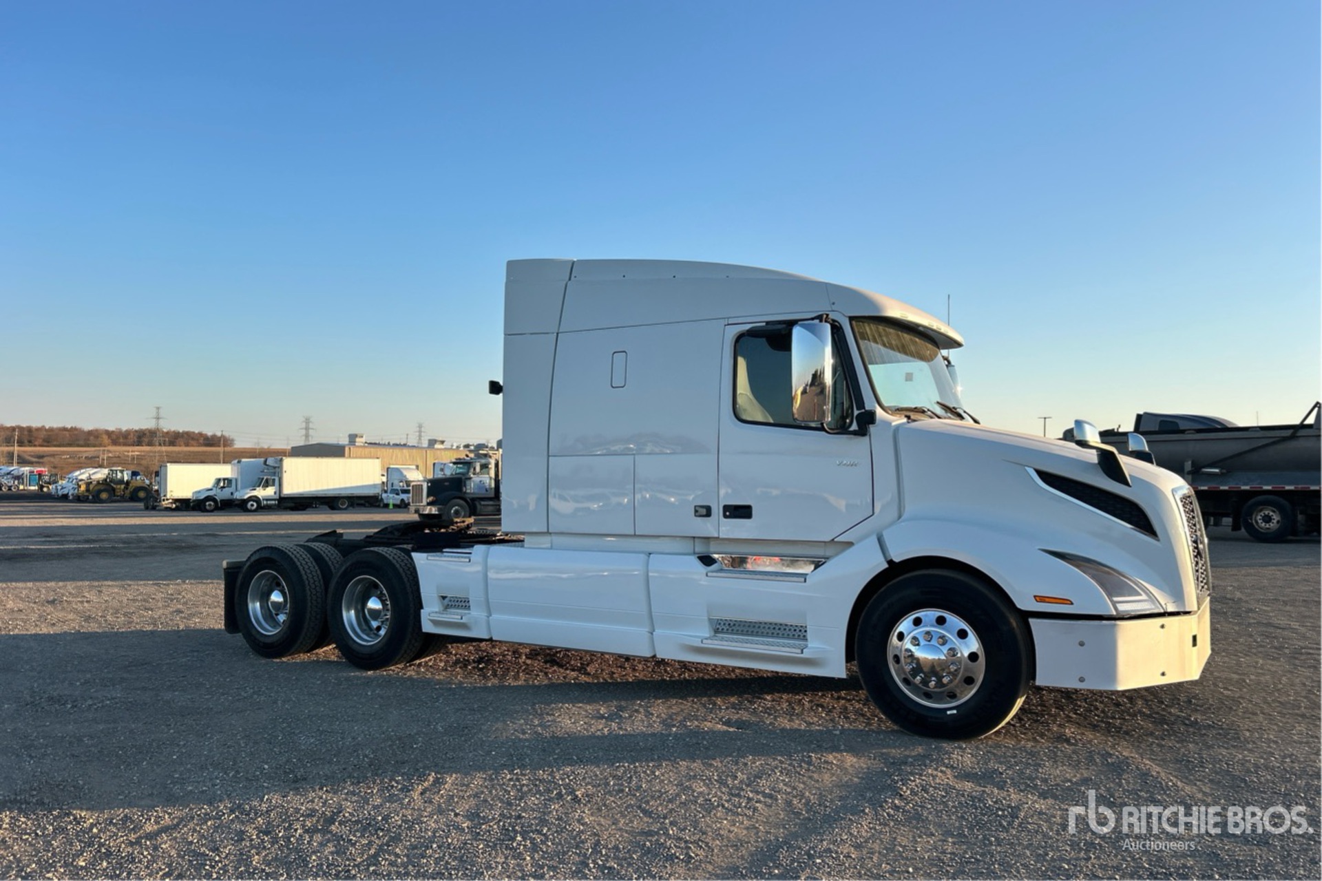 2020 Volvo VNR