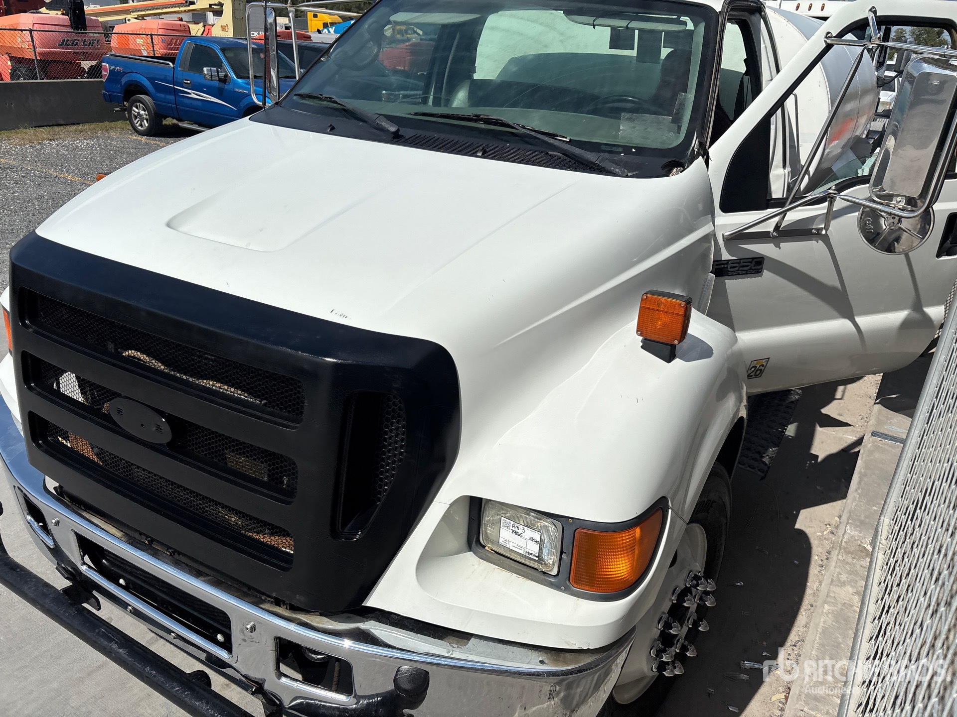 2006 Ford F-650