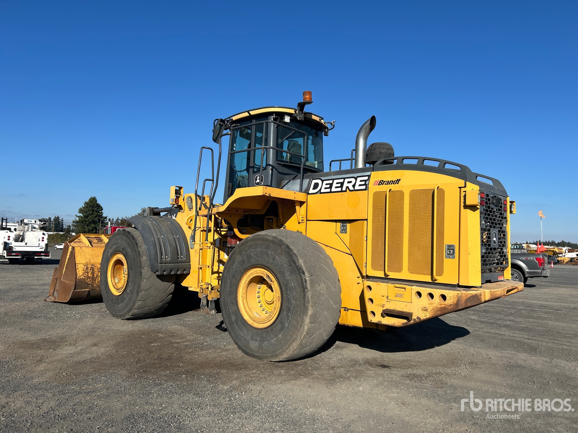 2015 John Deere 844K-II
