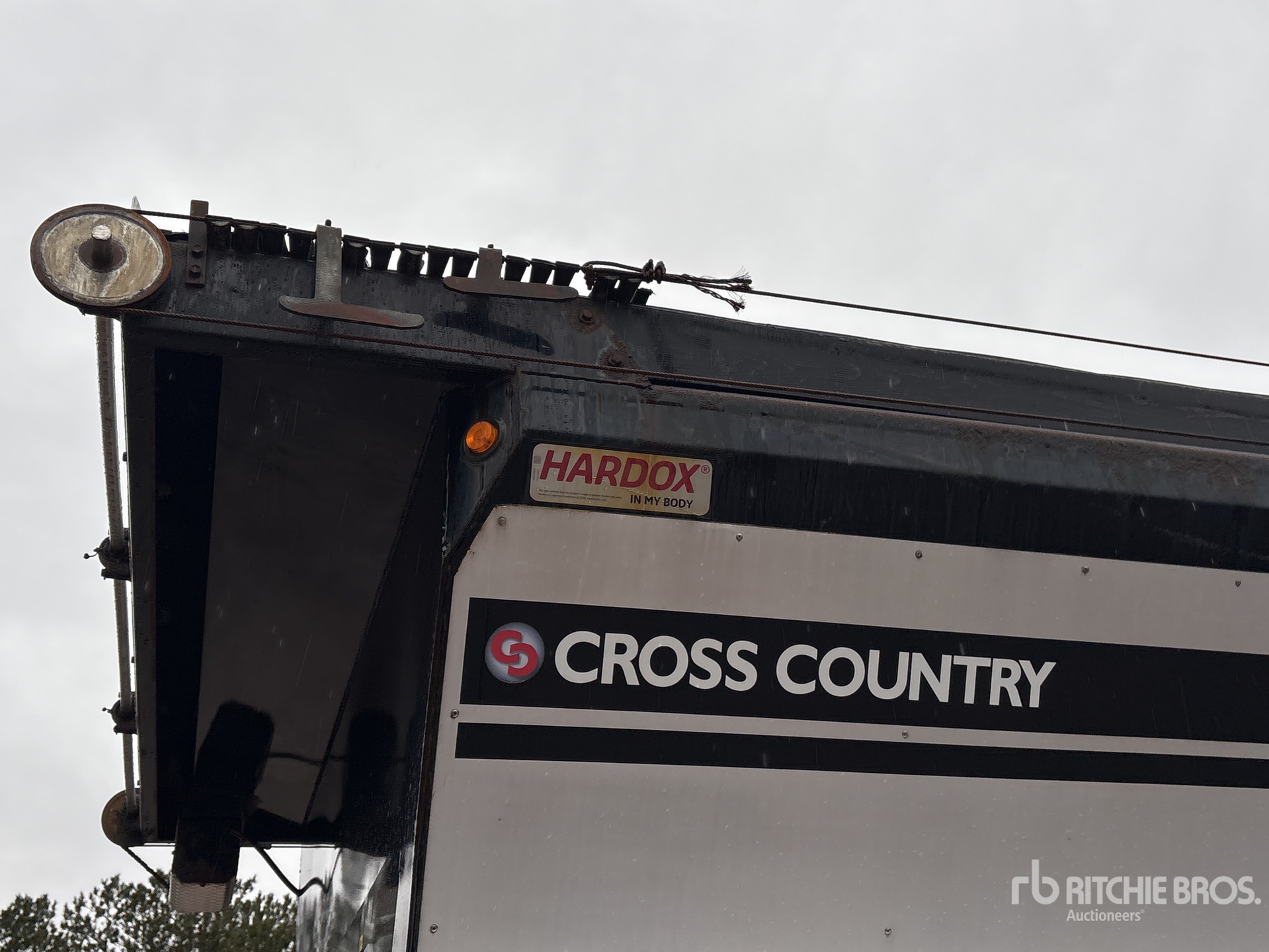 2023 Cross Country 39 ft Tri/A