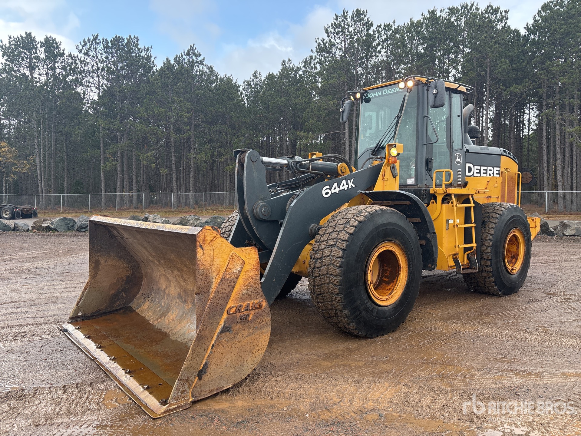 Photo of 2014 John Deere 644K