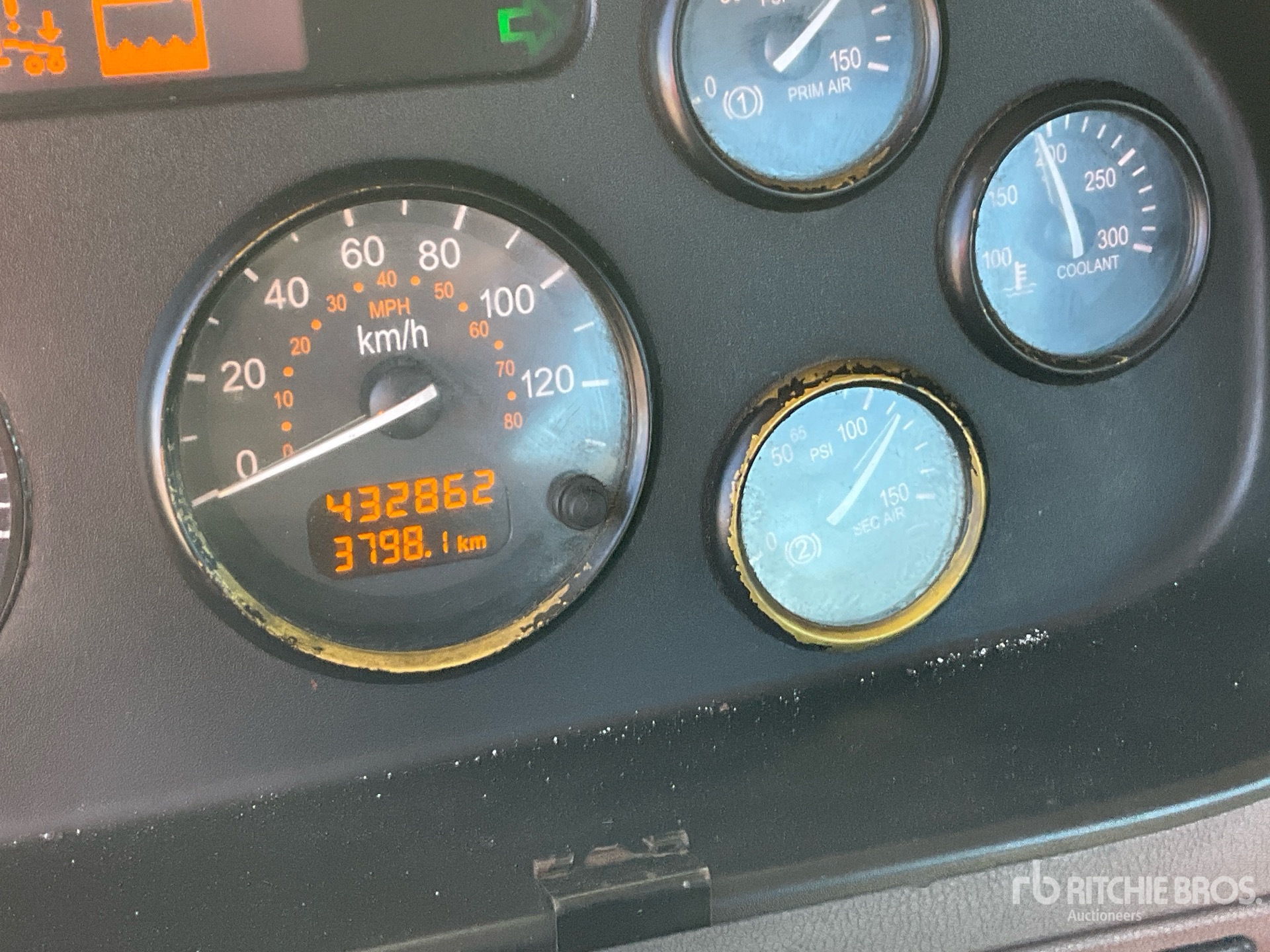 2014 Peterbilt 348