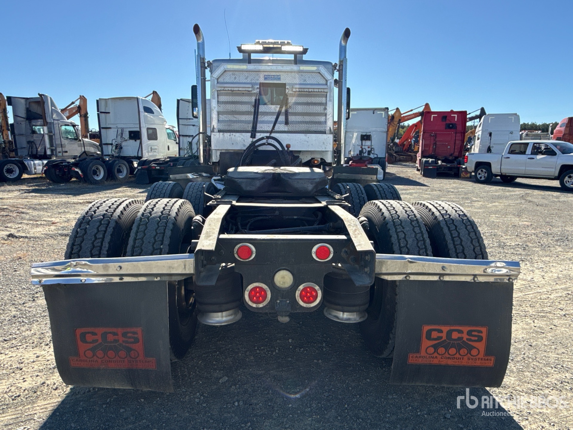 2015 Freightliner CORONADO 122