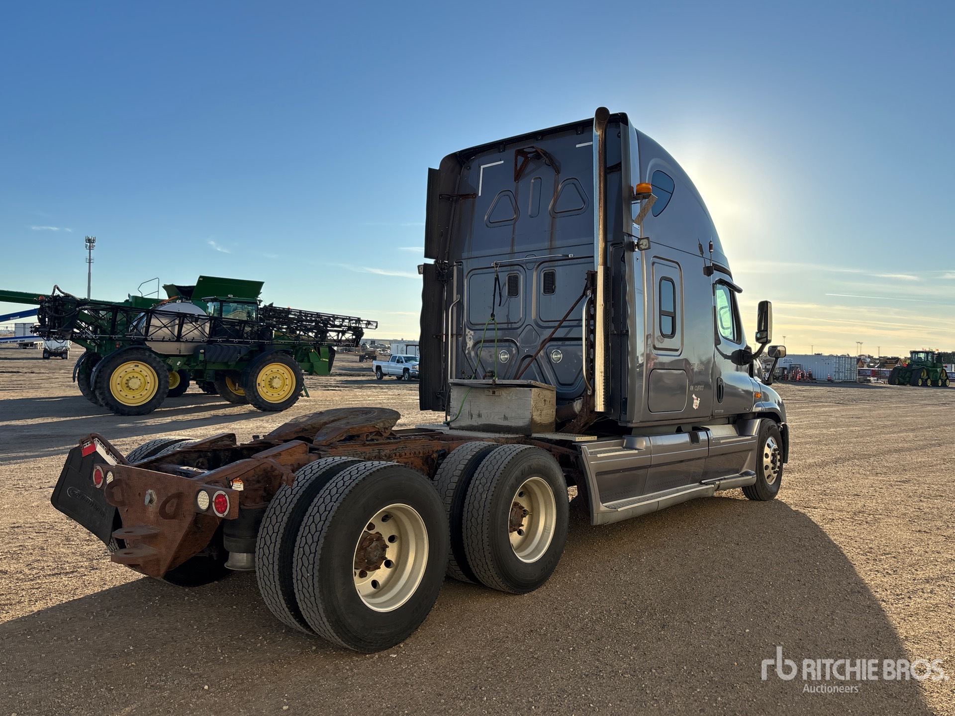 2012 Freightliner CASCADIA 125