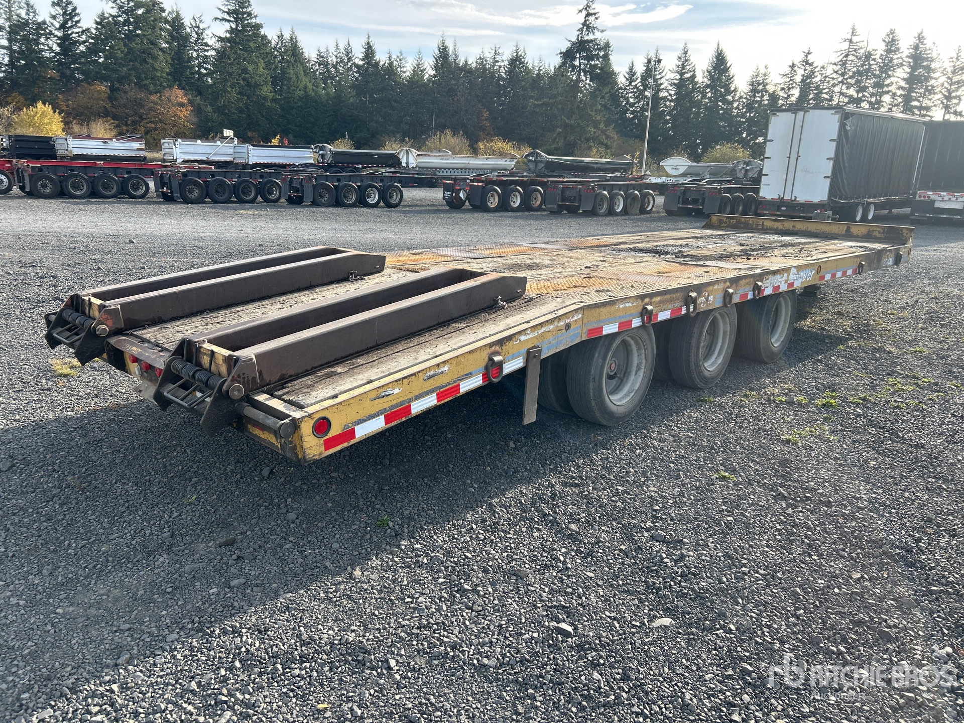 1994 Eager Beaver 28 FT TRI/A