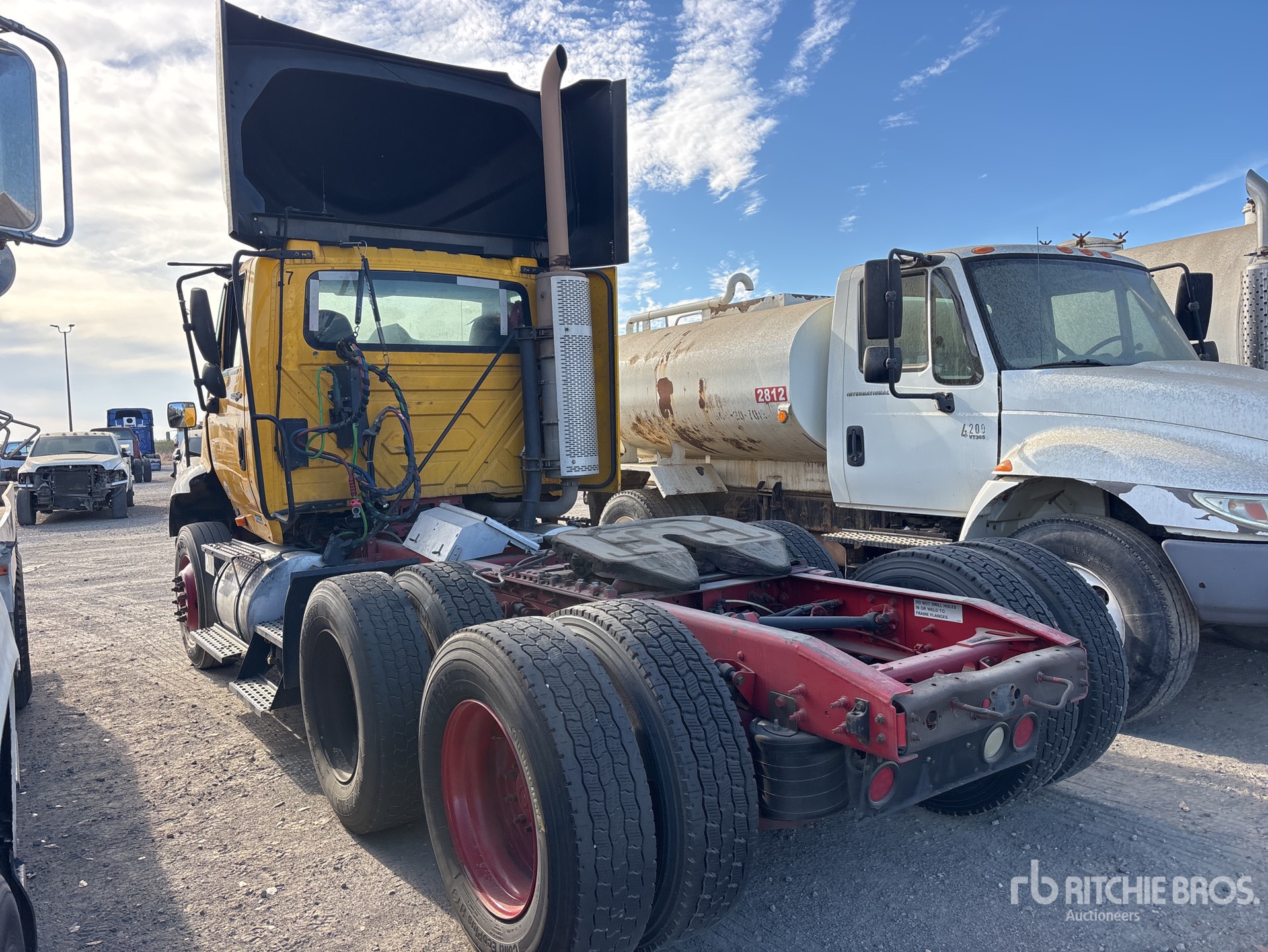2013 International 8600