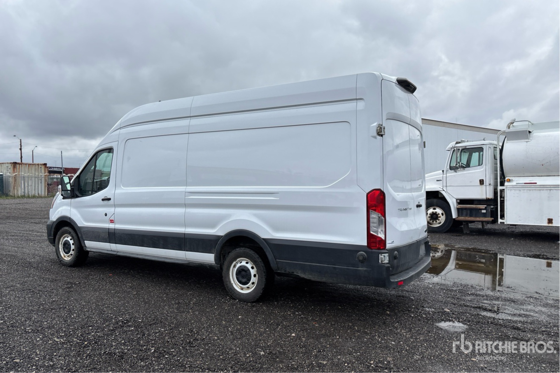 2022 Ford TRANSIT 250