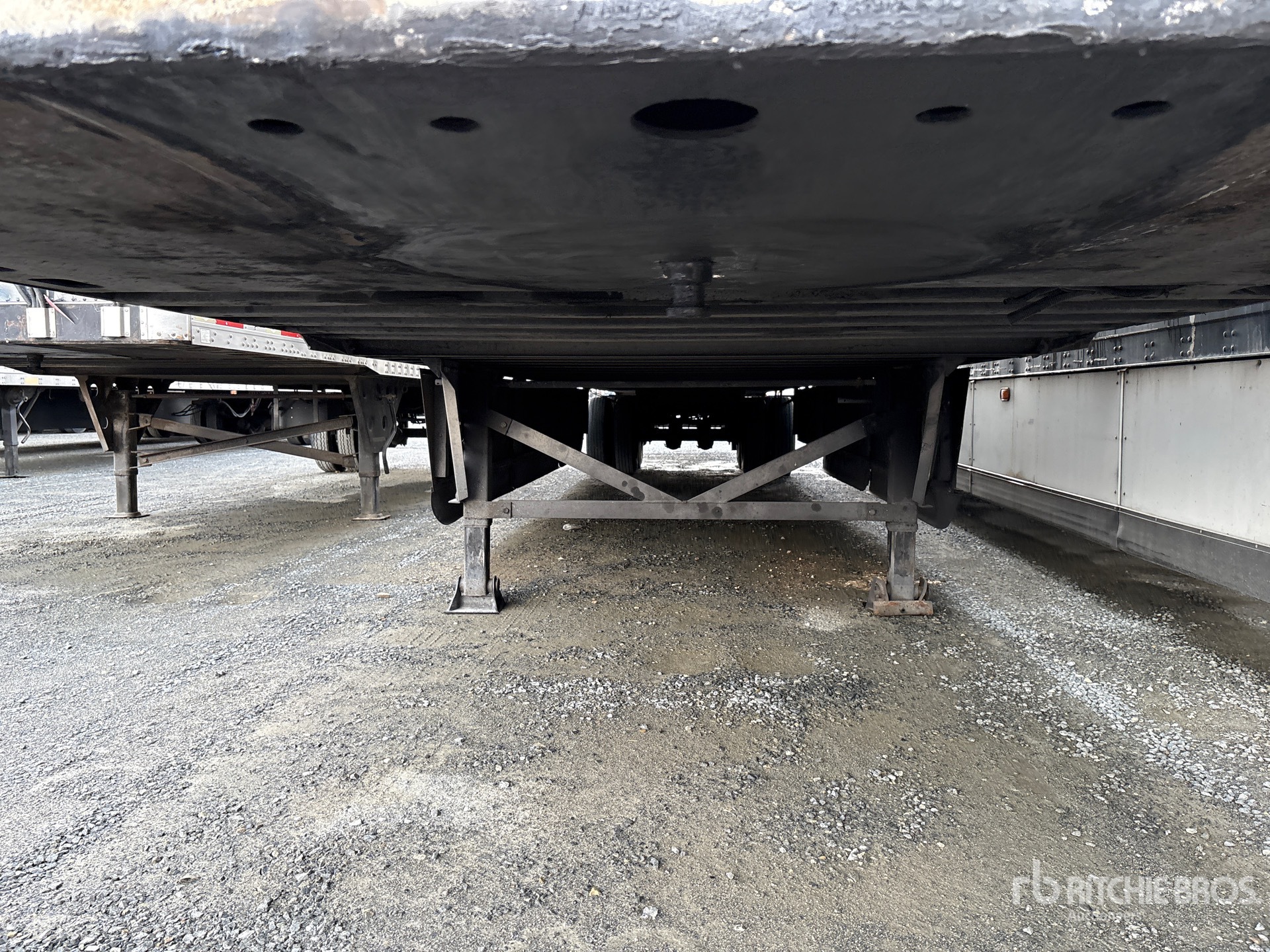 2004 Hyundai 53 FT T/A