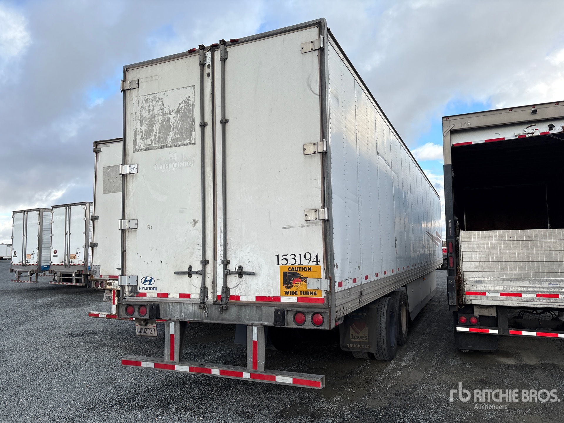 2004 Hyundai 53 FT T/A