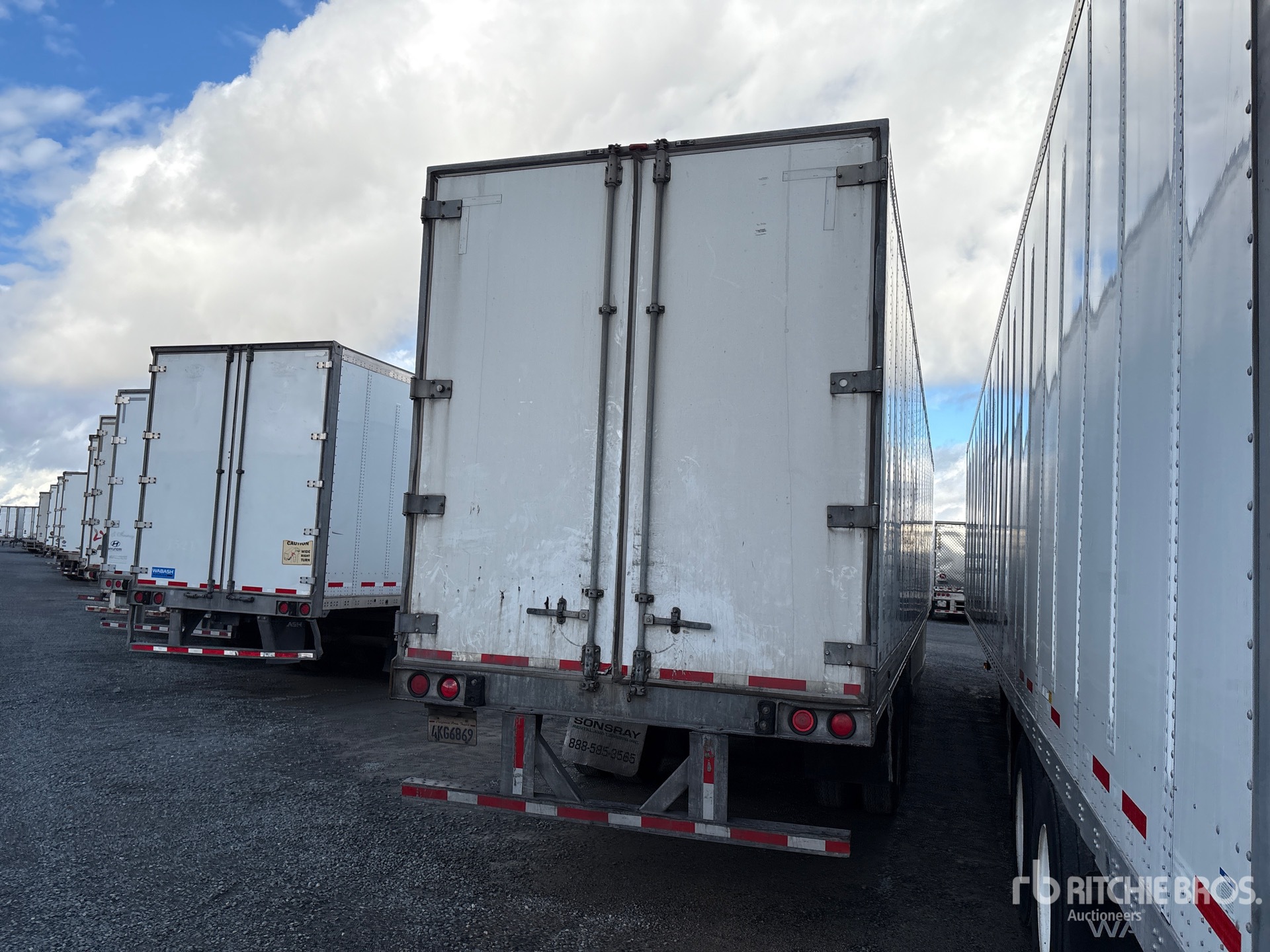 2003 Hyundai 53 FT T/A