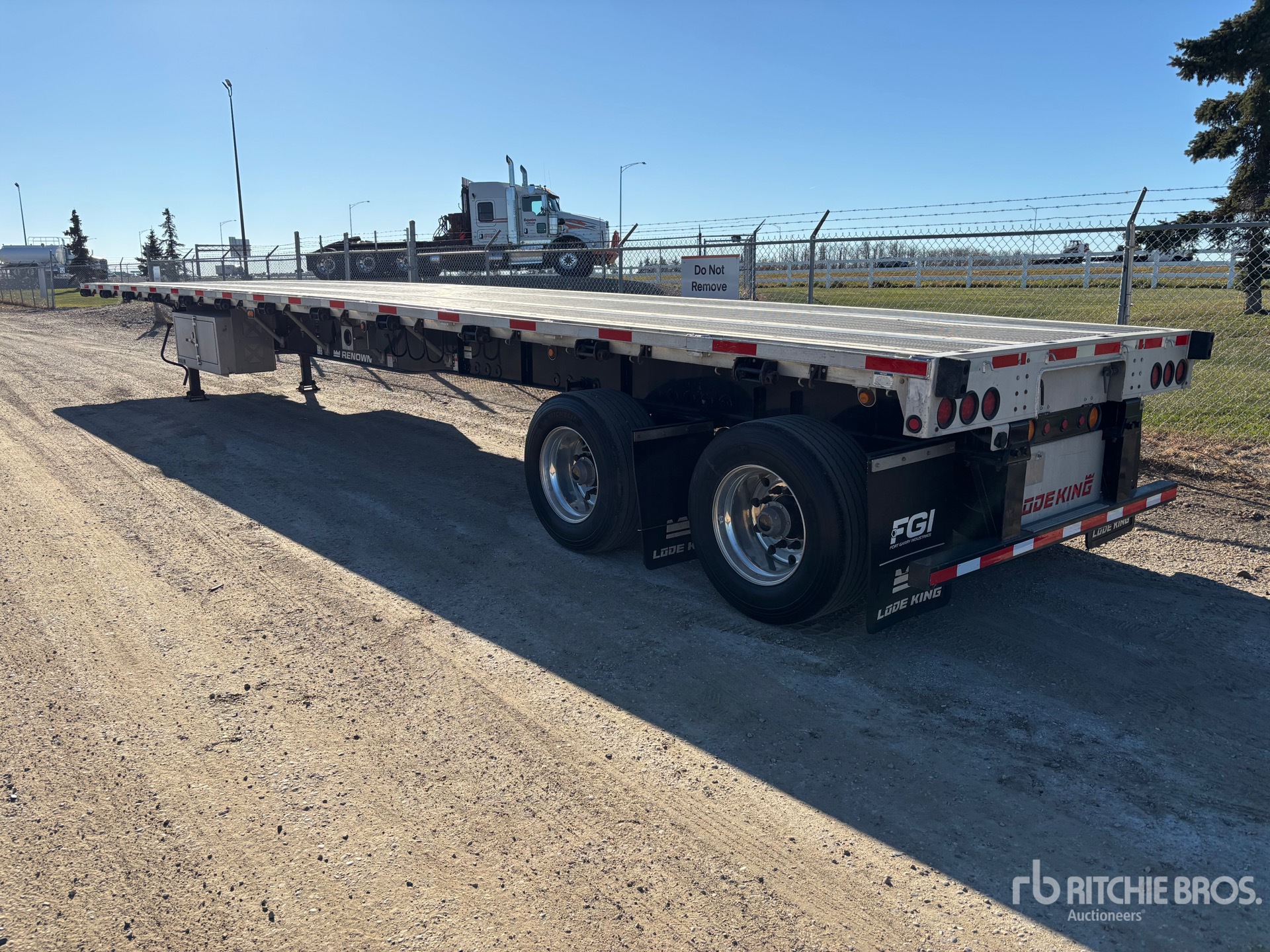 2024 Load King  48 FT T/A SPREAD AXLE