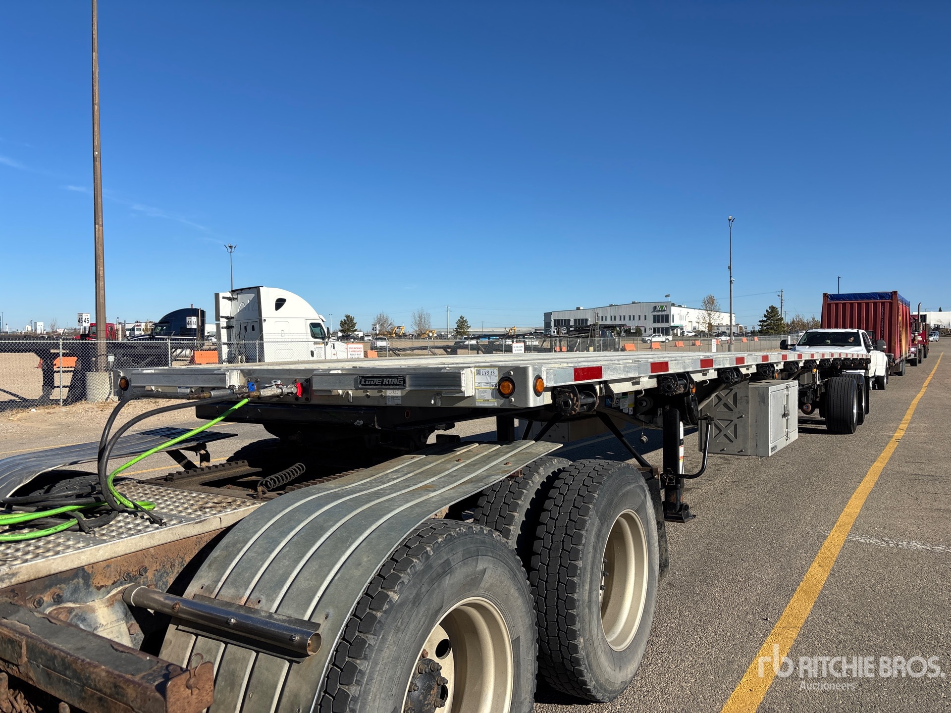 2024 Load King  48 FT T/A SPREAD AXLE