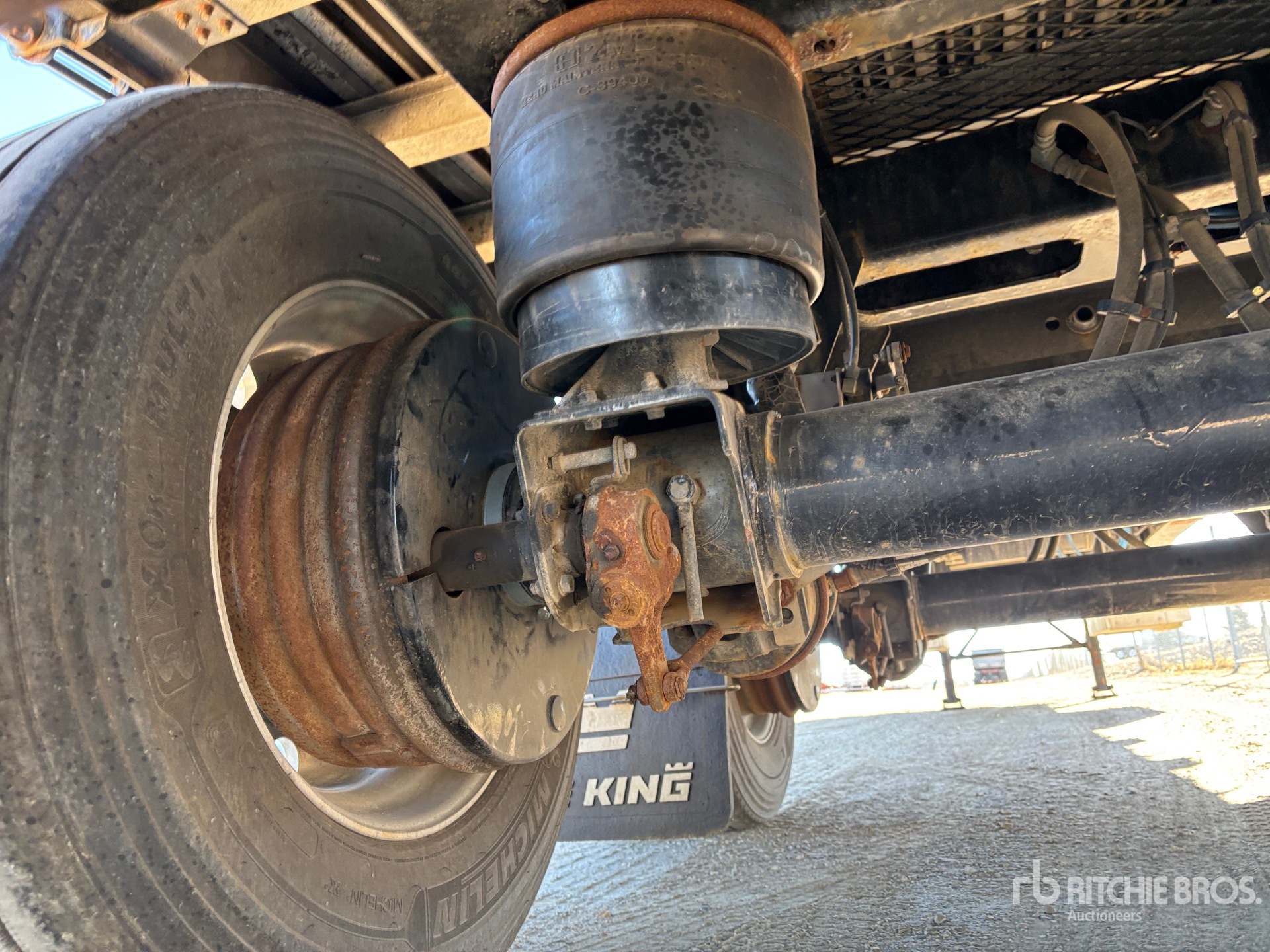 2024 Load King  48 FT T/A SPREAD AXLE