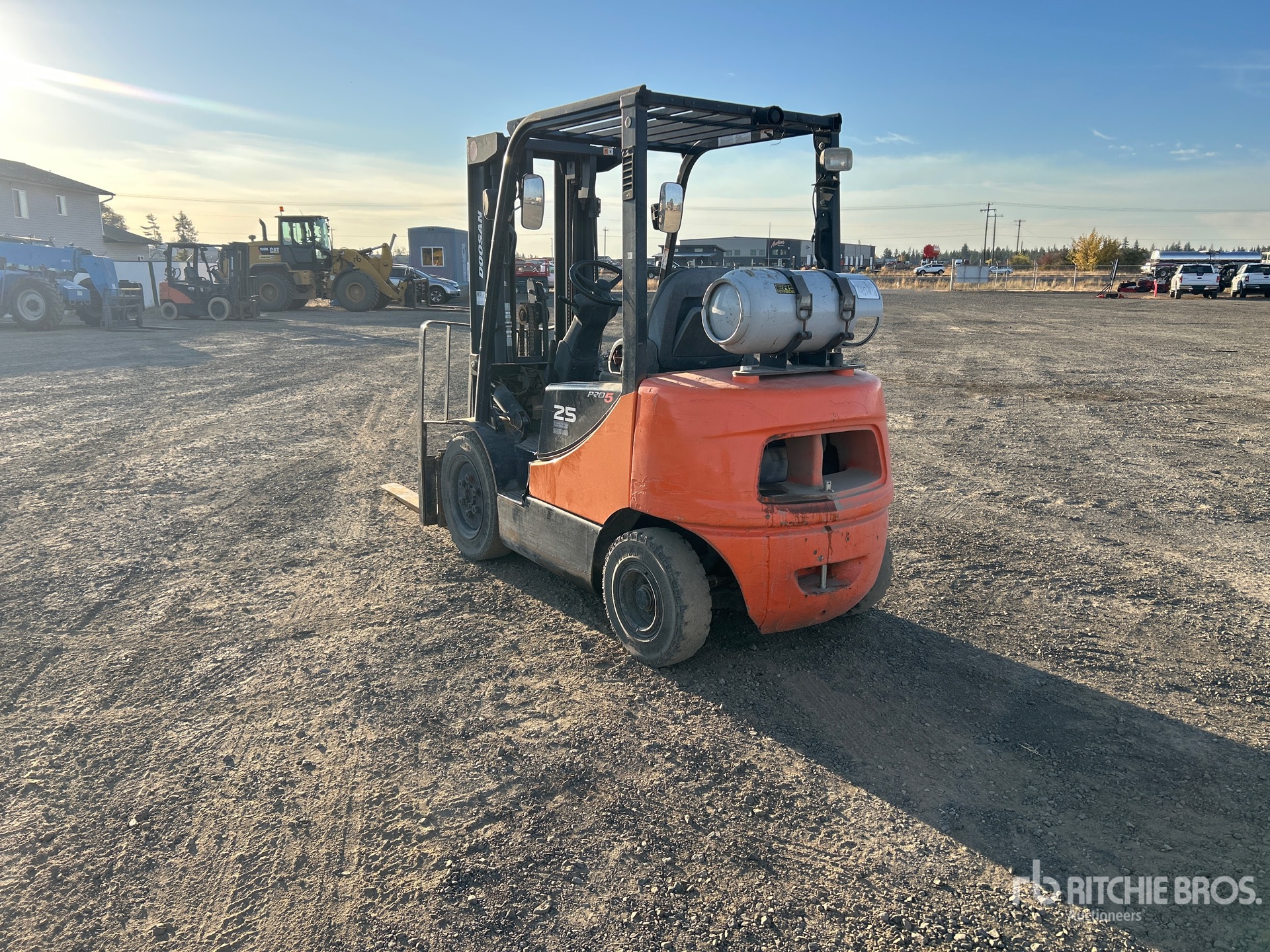 2017 Doosan G25E-5