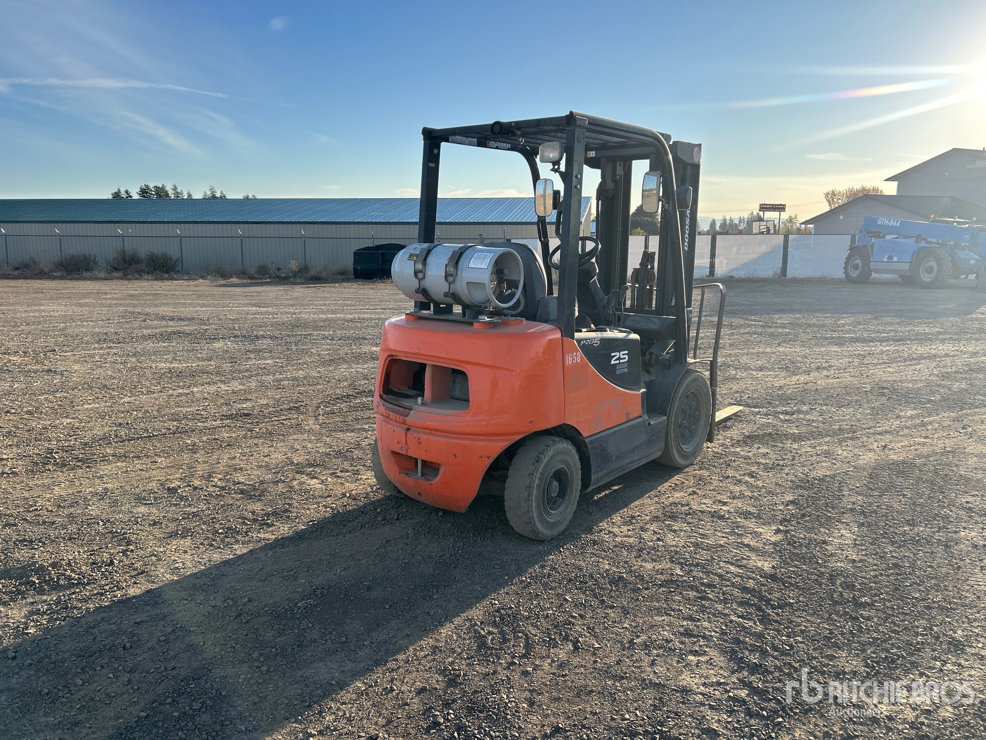 2017 Doosan G25E-5