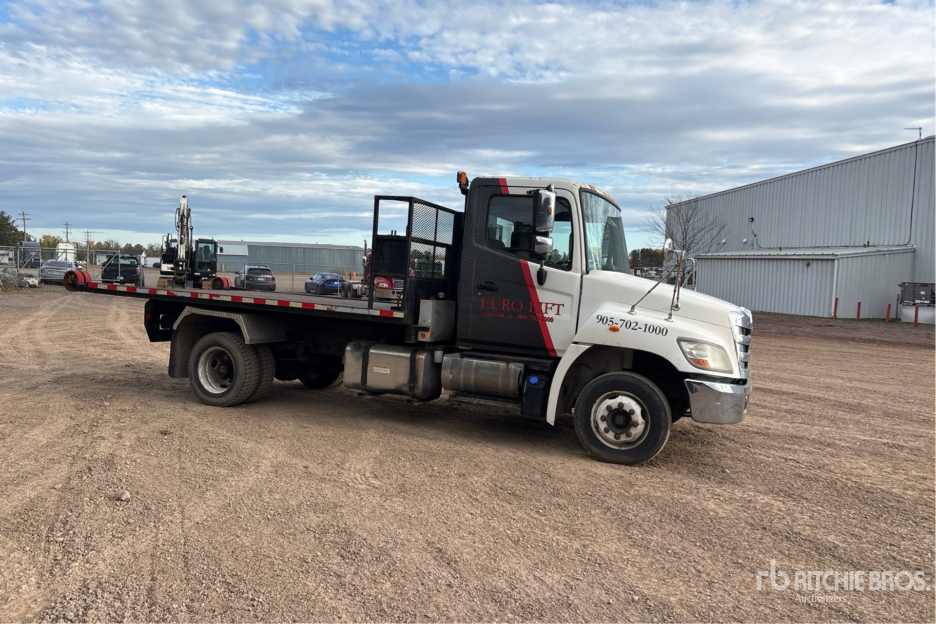 2013 Hino 268