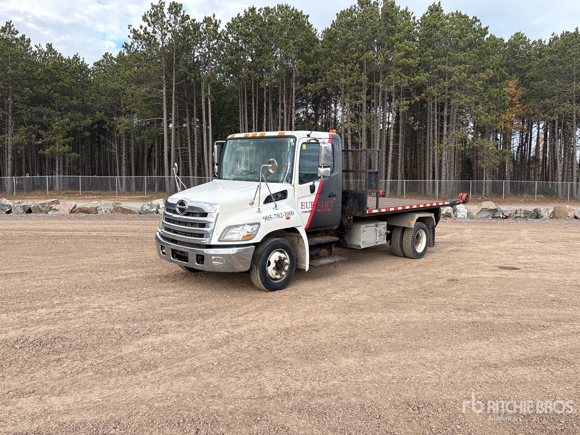 2013 Hino 268