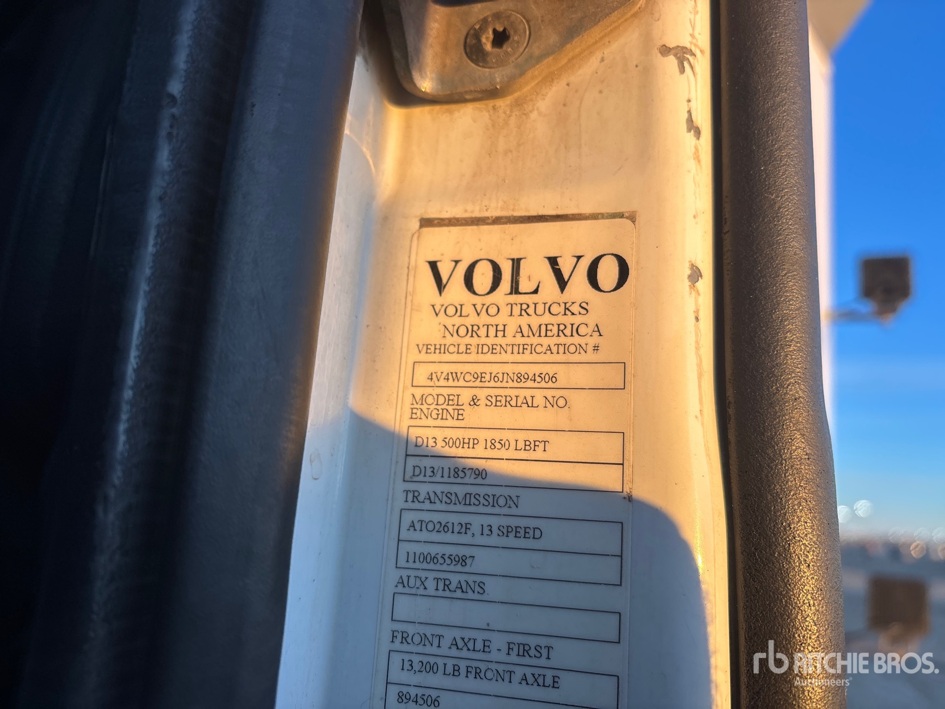 2018 Volvo VNL