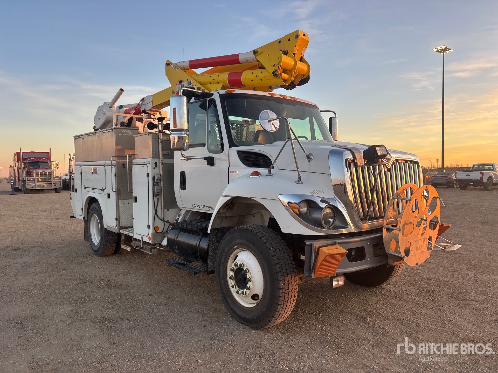 2010 International 7400