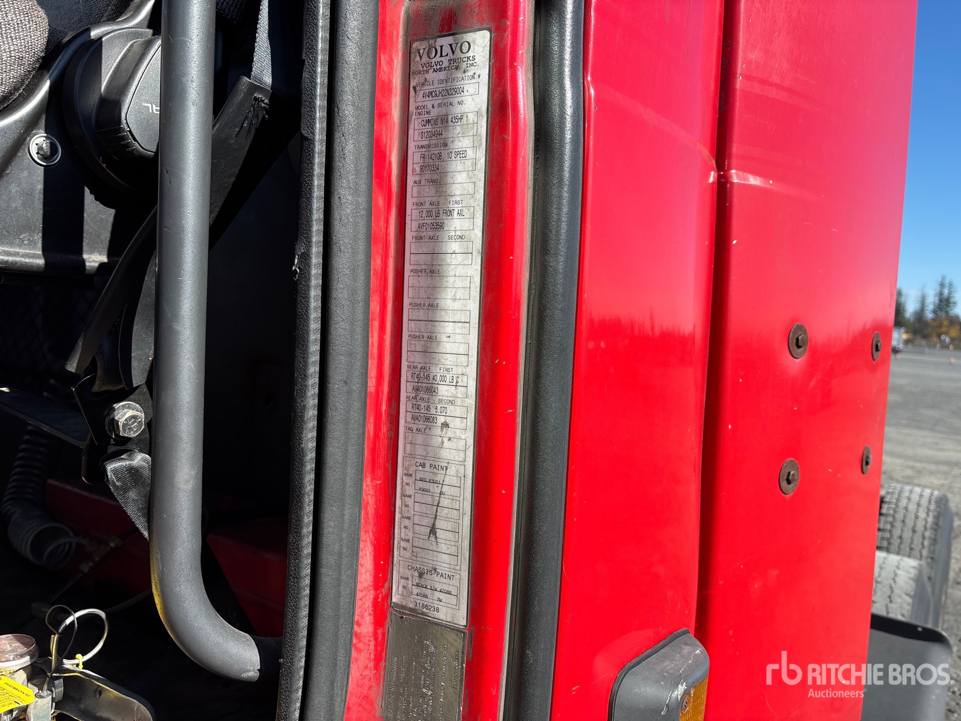 2002 Volvo VNM