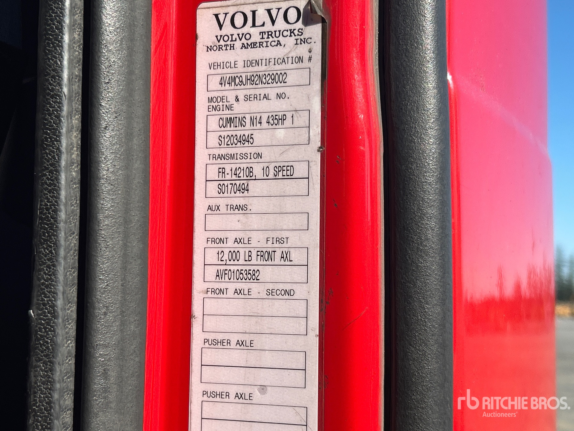 2002 Volvo VNM