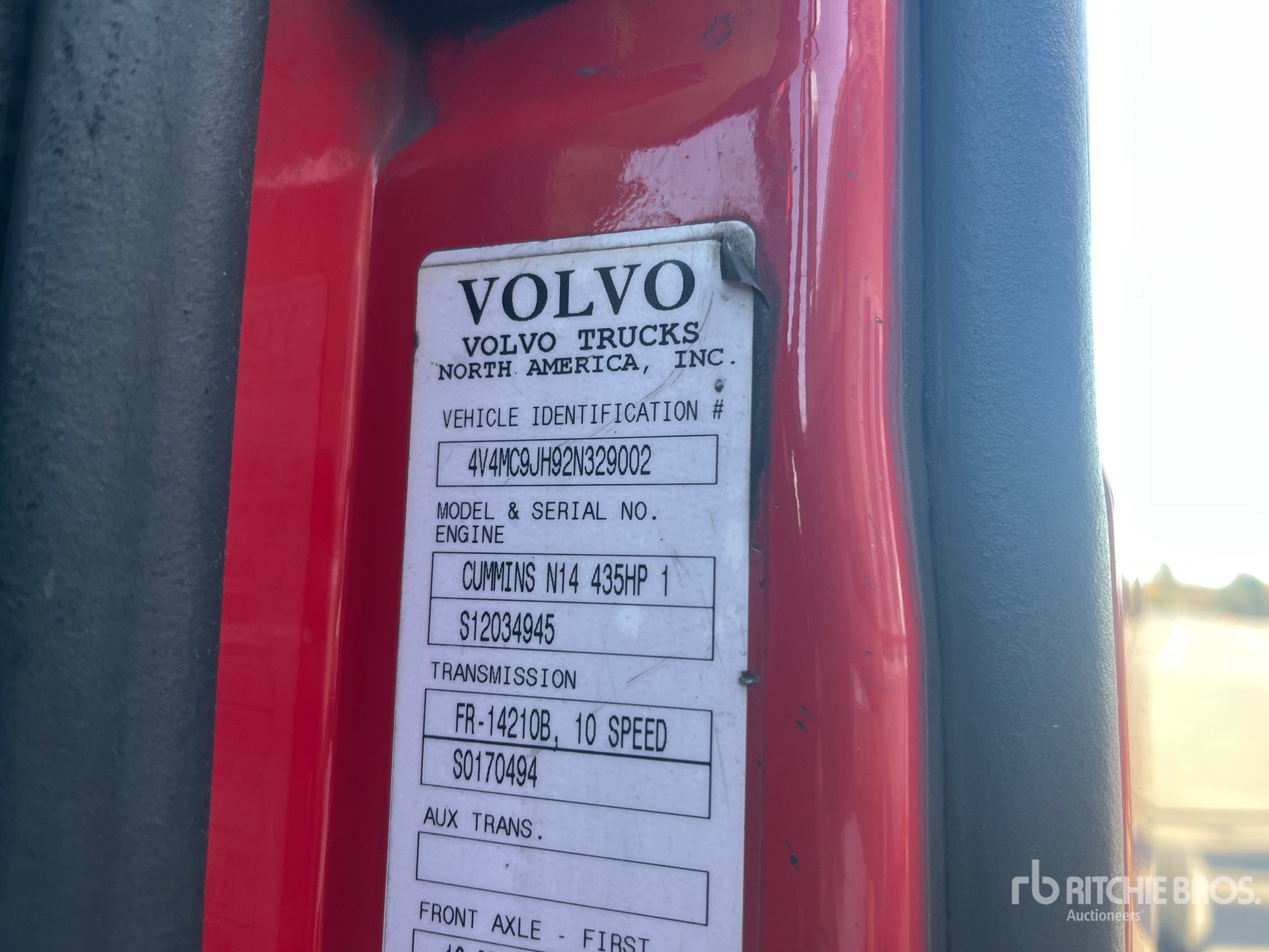 2002 Volvo VNM