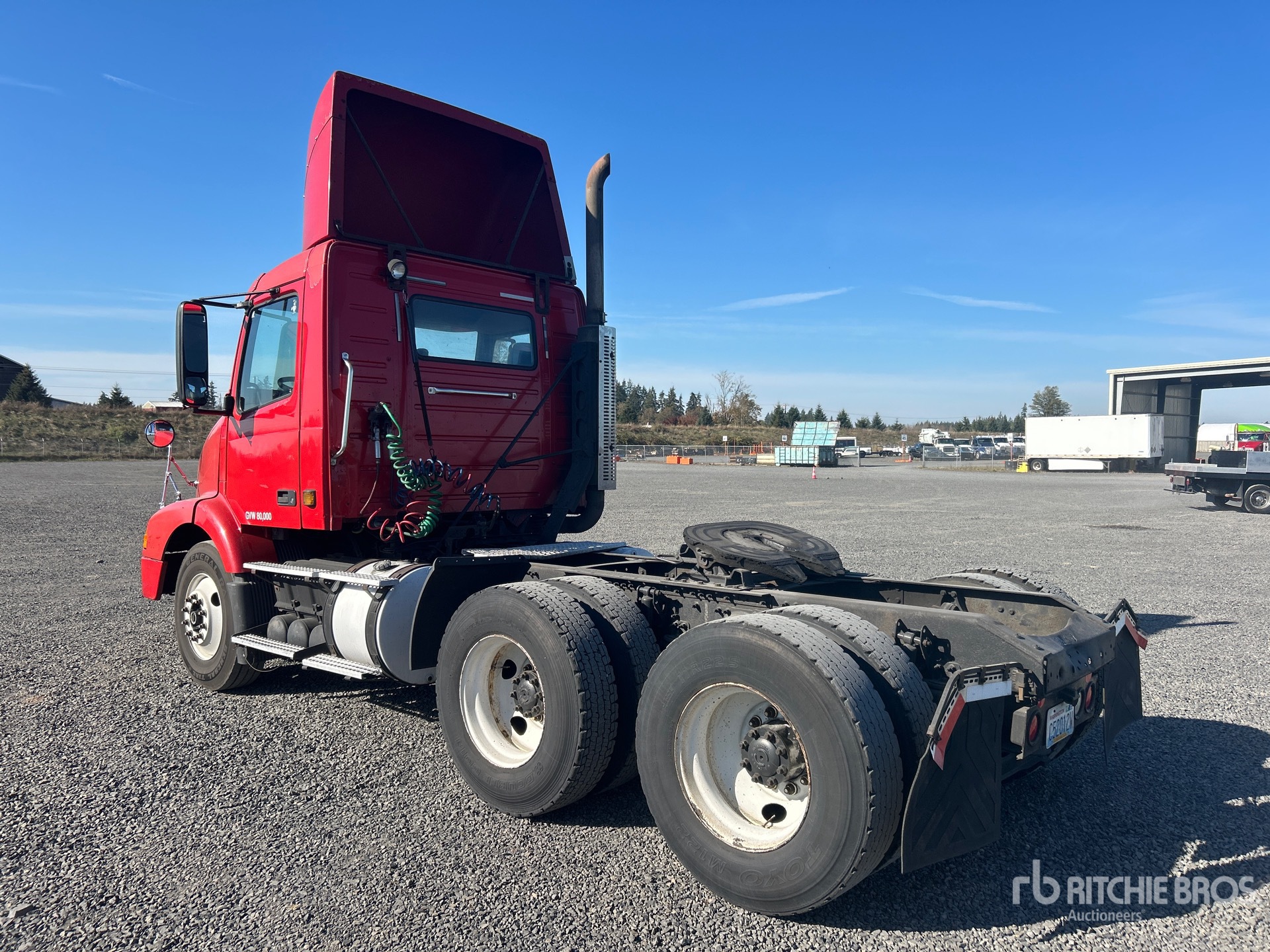 2002 Volvo VNM