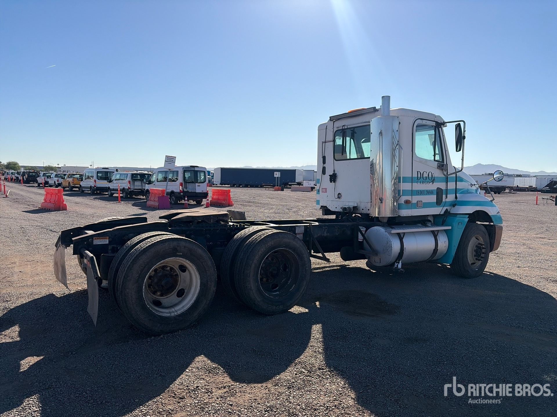 2003 Freightliner COLUMBIA 120