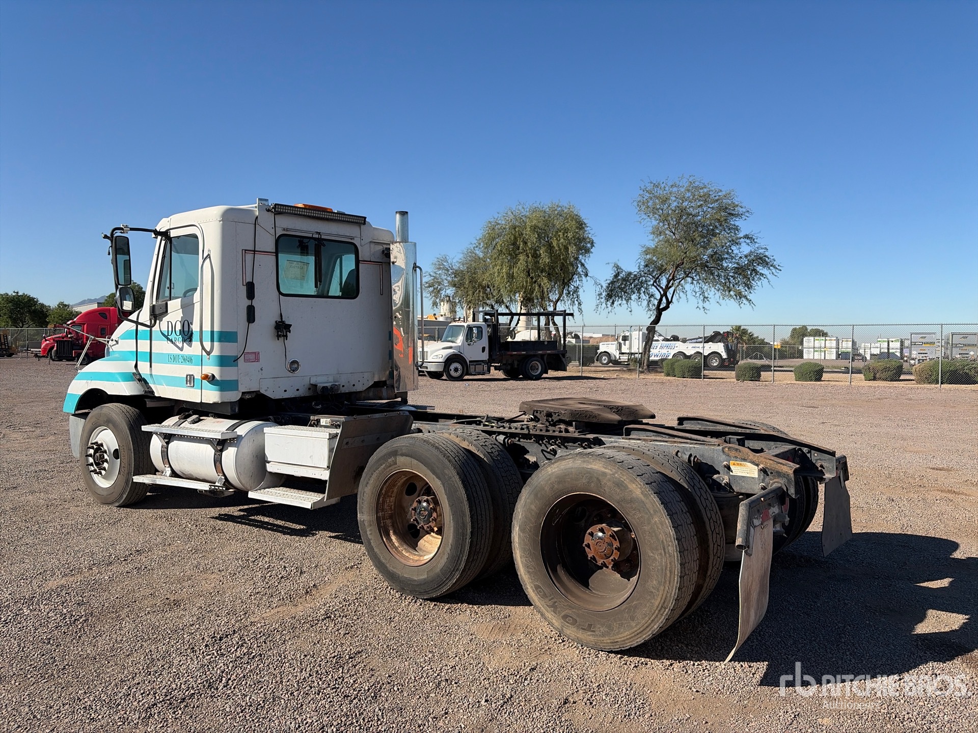2003 Freightliner COLUMBIA 120