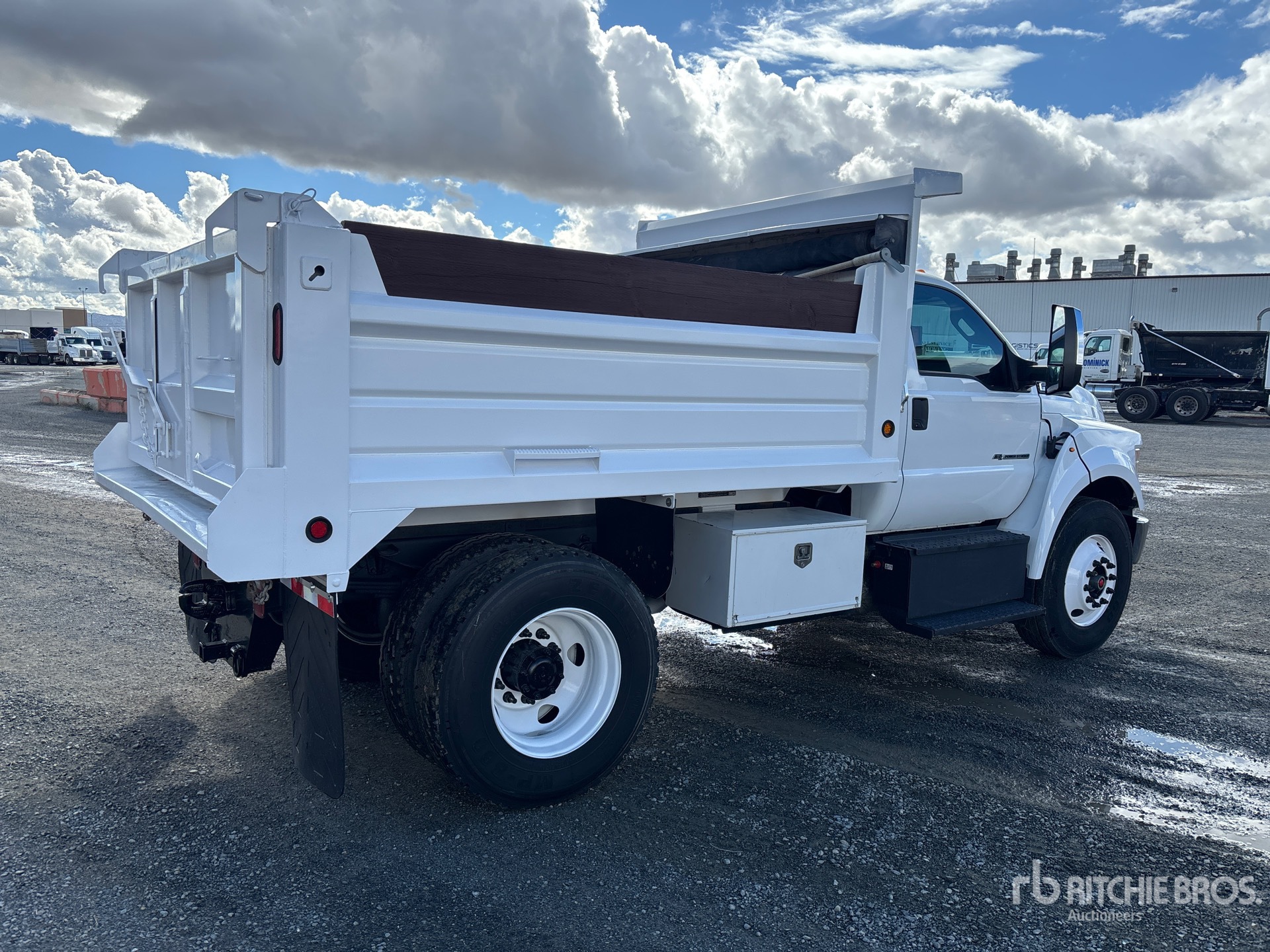 2019 Ford F-750