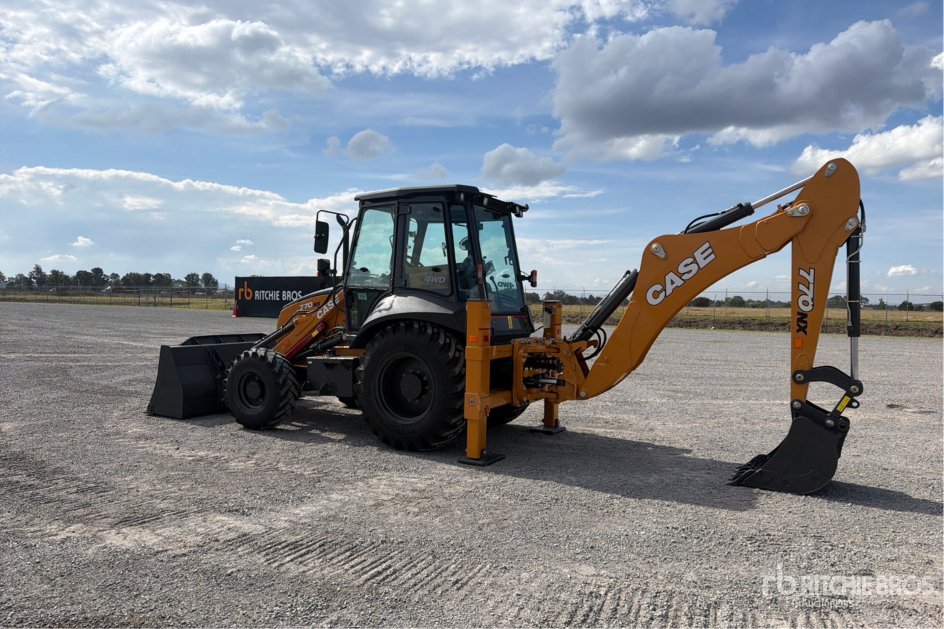 2026 Case 770NX