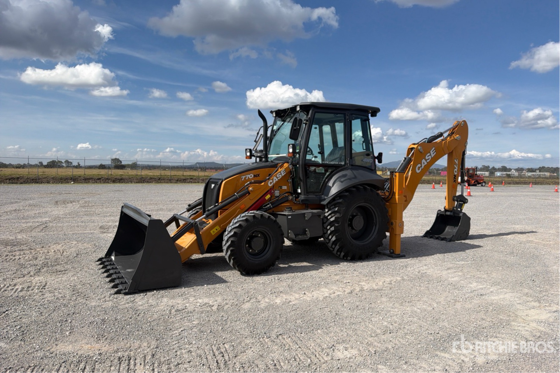 2026 Case 770NX