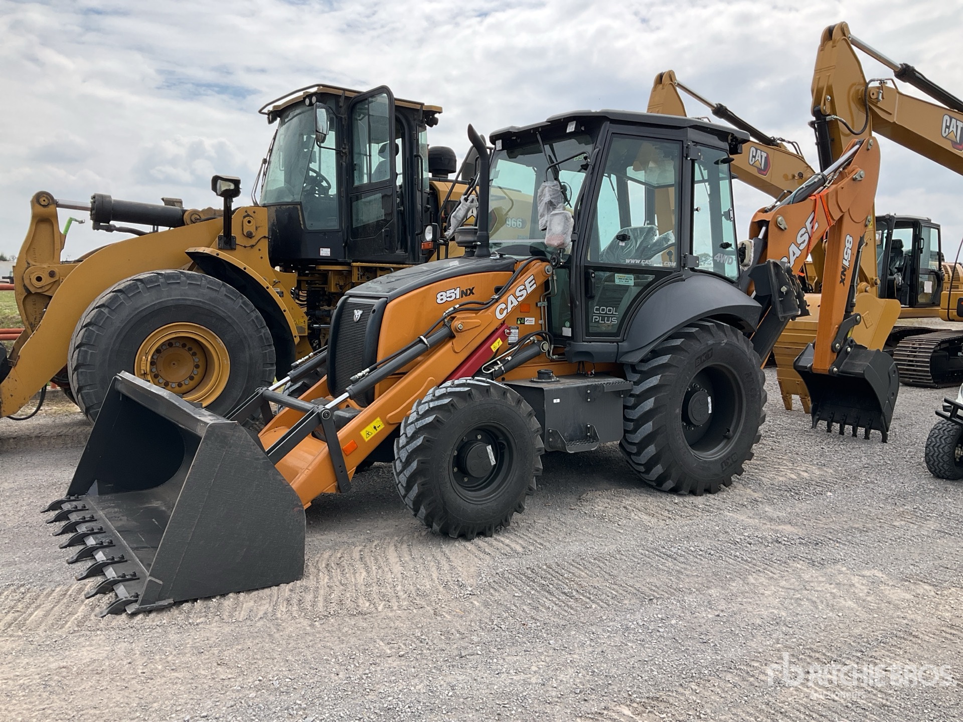 2026 Case 851NX
