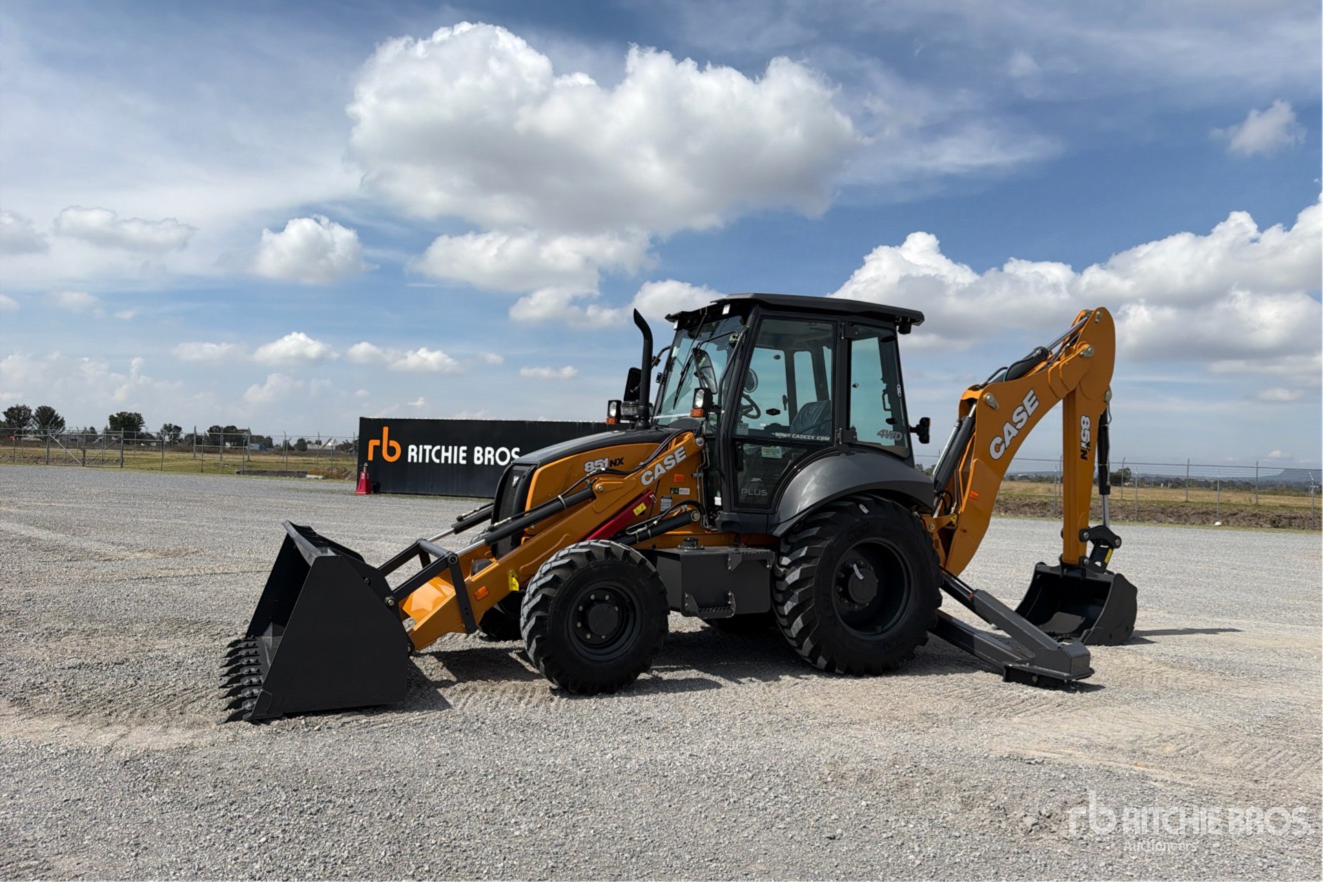2026 Case 851NX