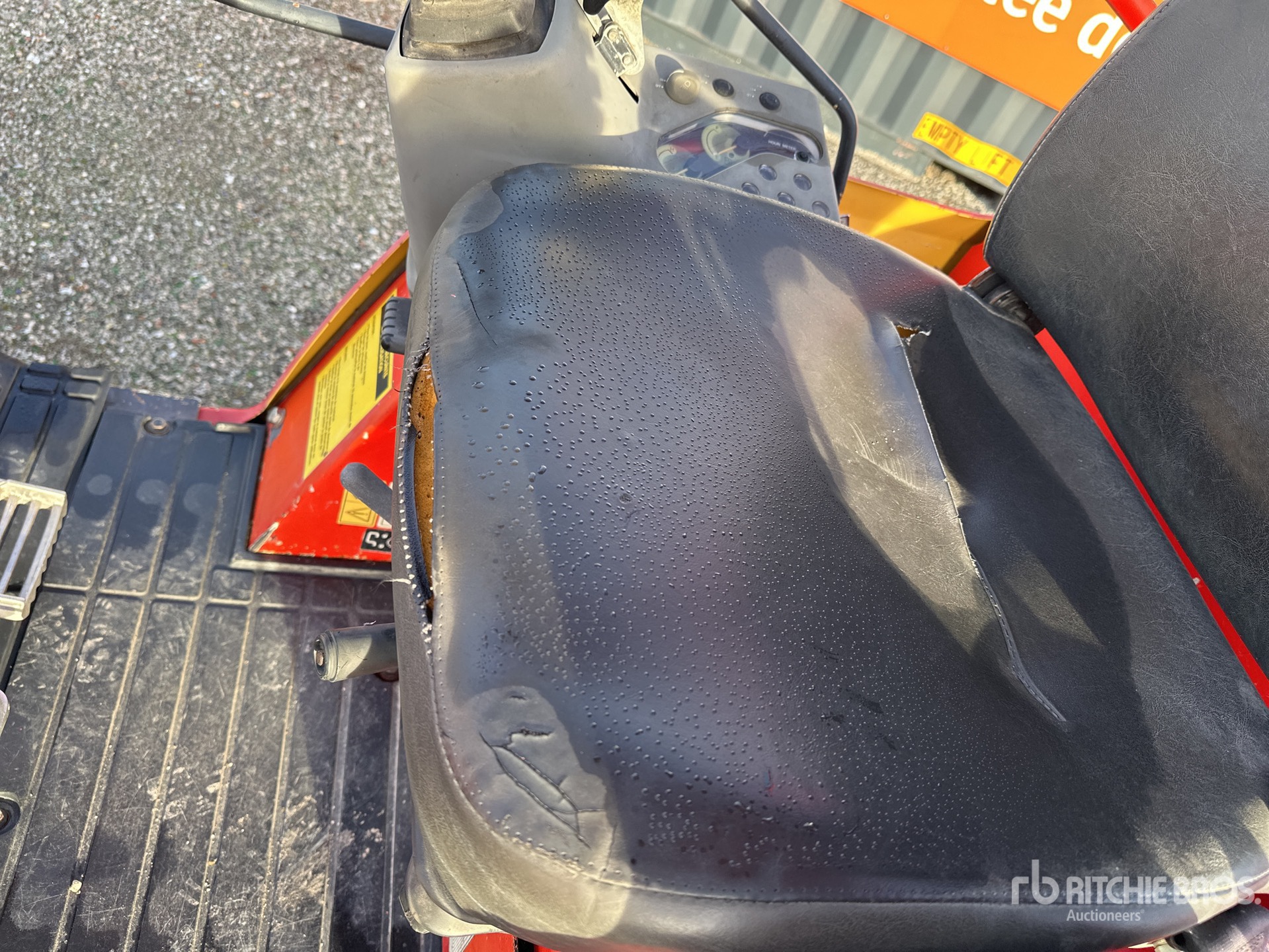 2014 Yanmar SV17