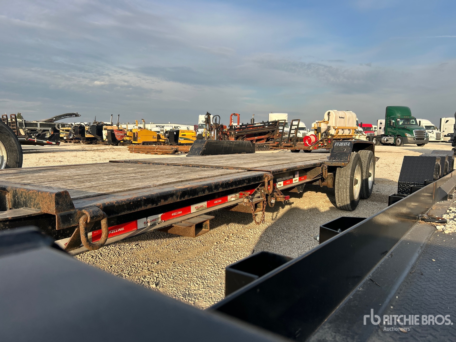 2023 Felling Trailers, Inc. 22 ft T/A