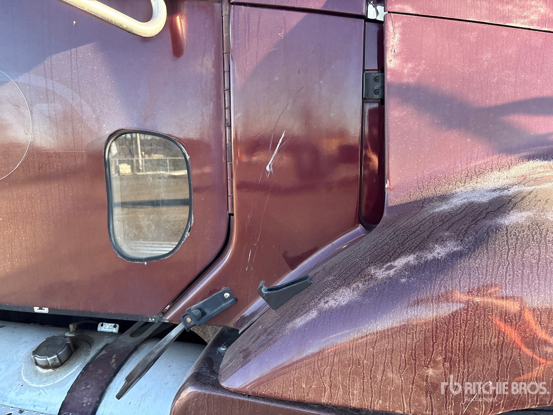 2001 Freightliner COLUMBIA 120