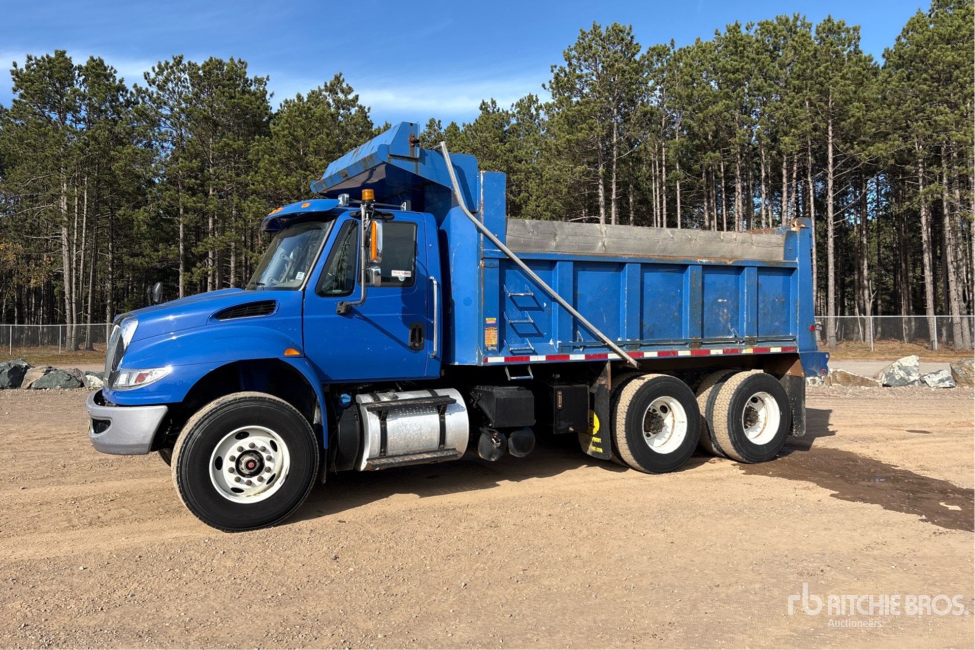 2016 International 7400