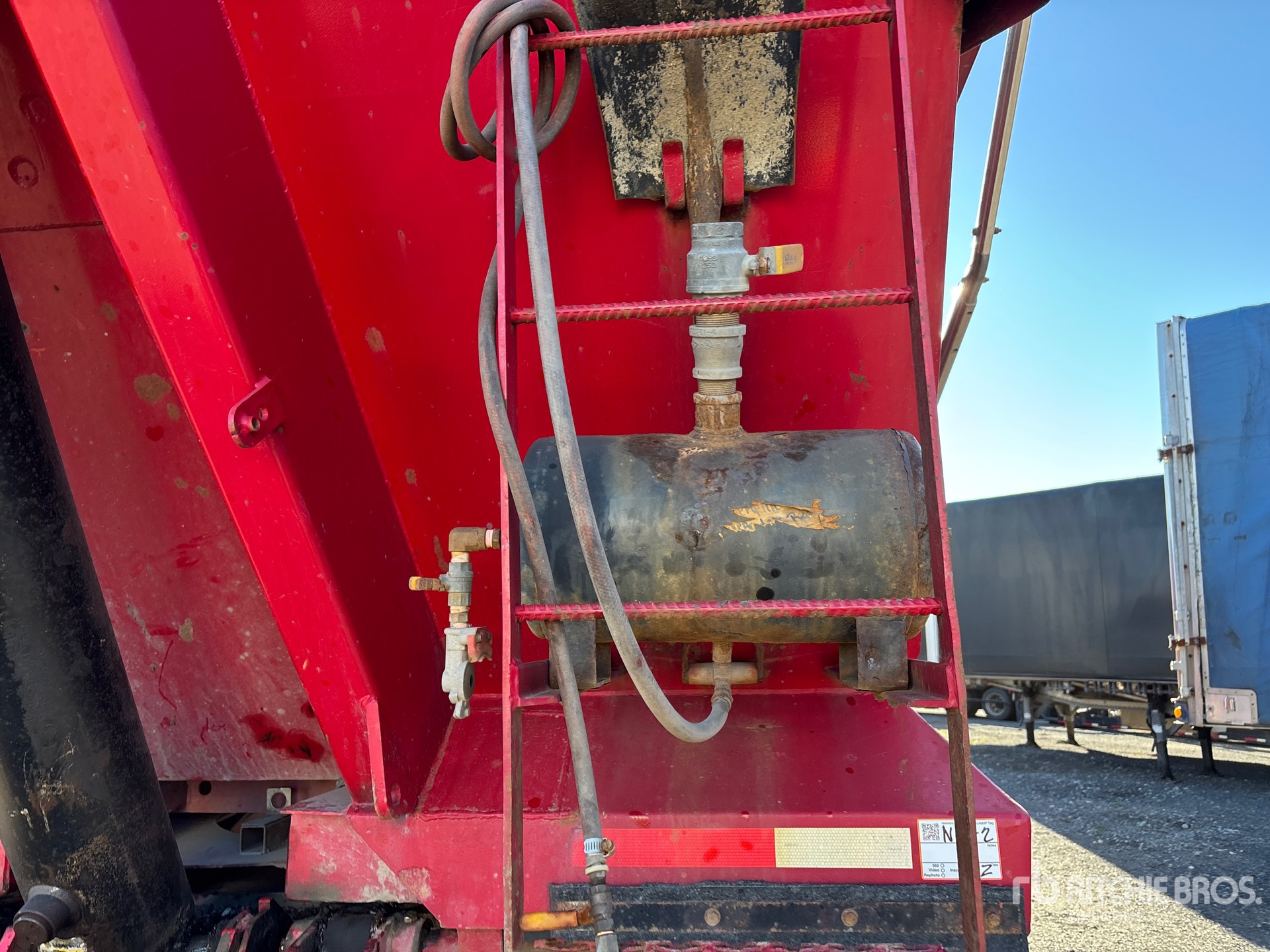 2010 Larochelle 26 ft T/A