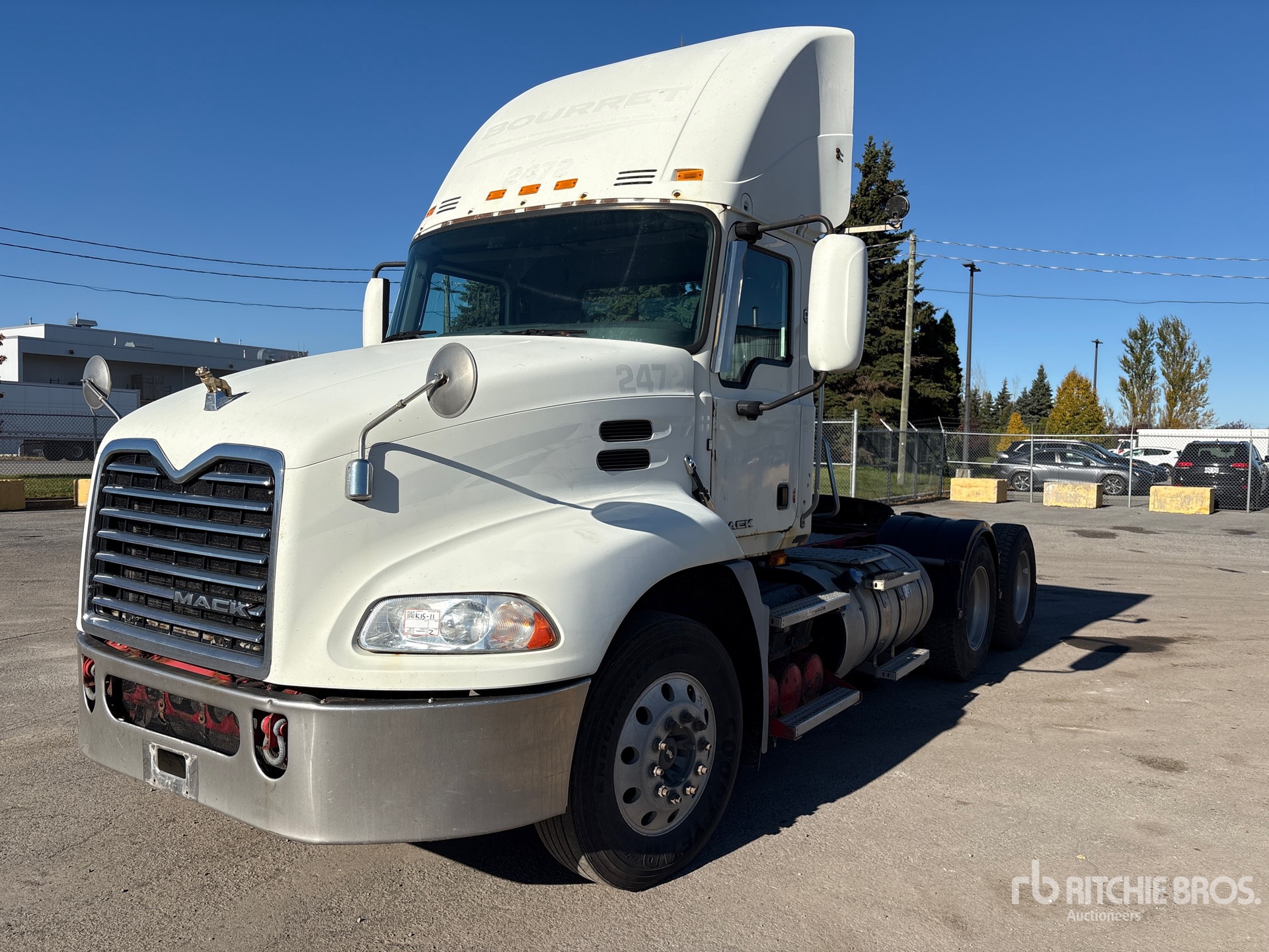 Photo of 2015 Mack CXU613