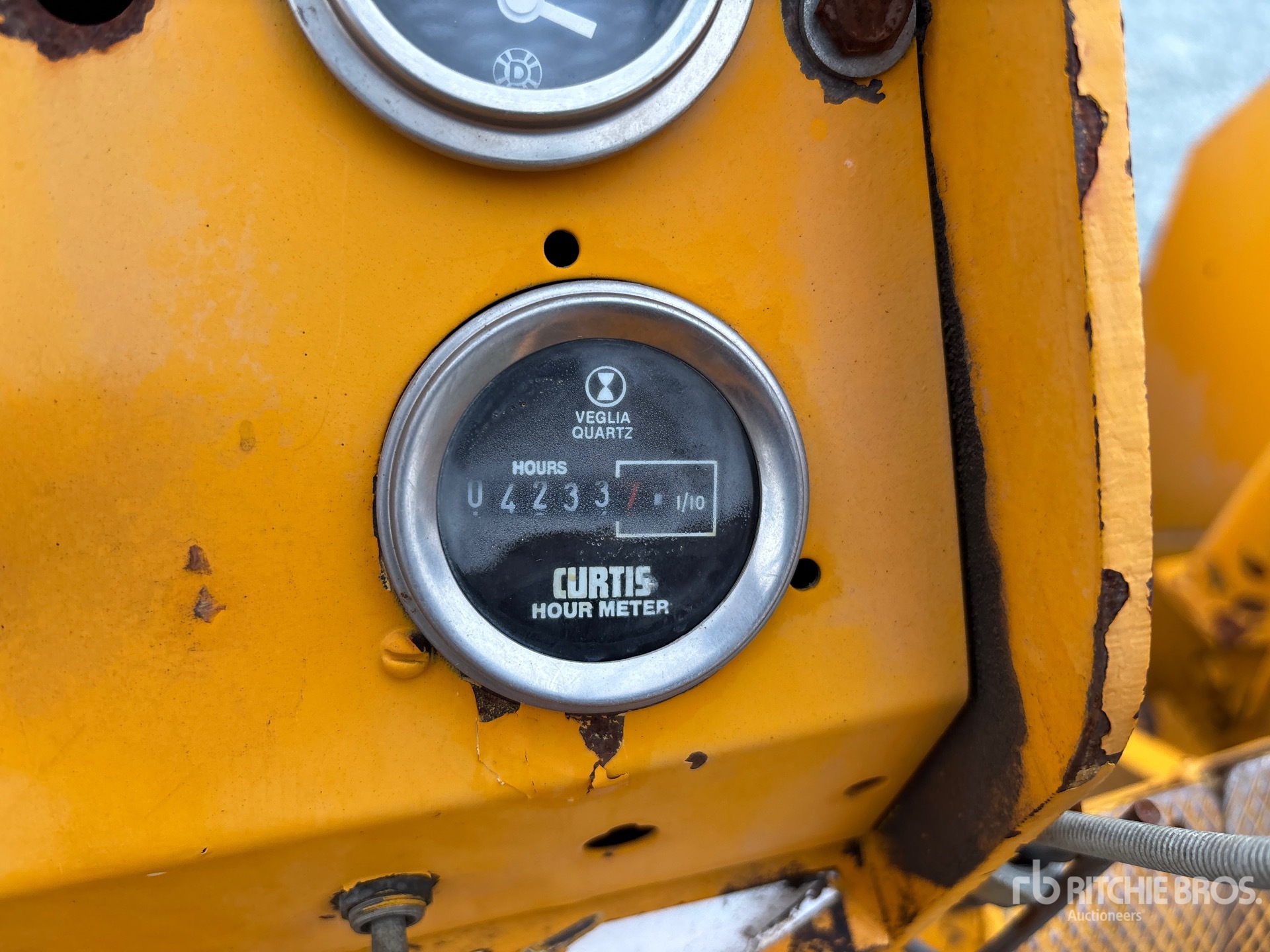 Allis Chalmers 630 SERIES