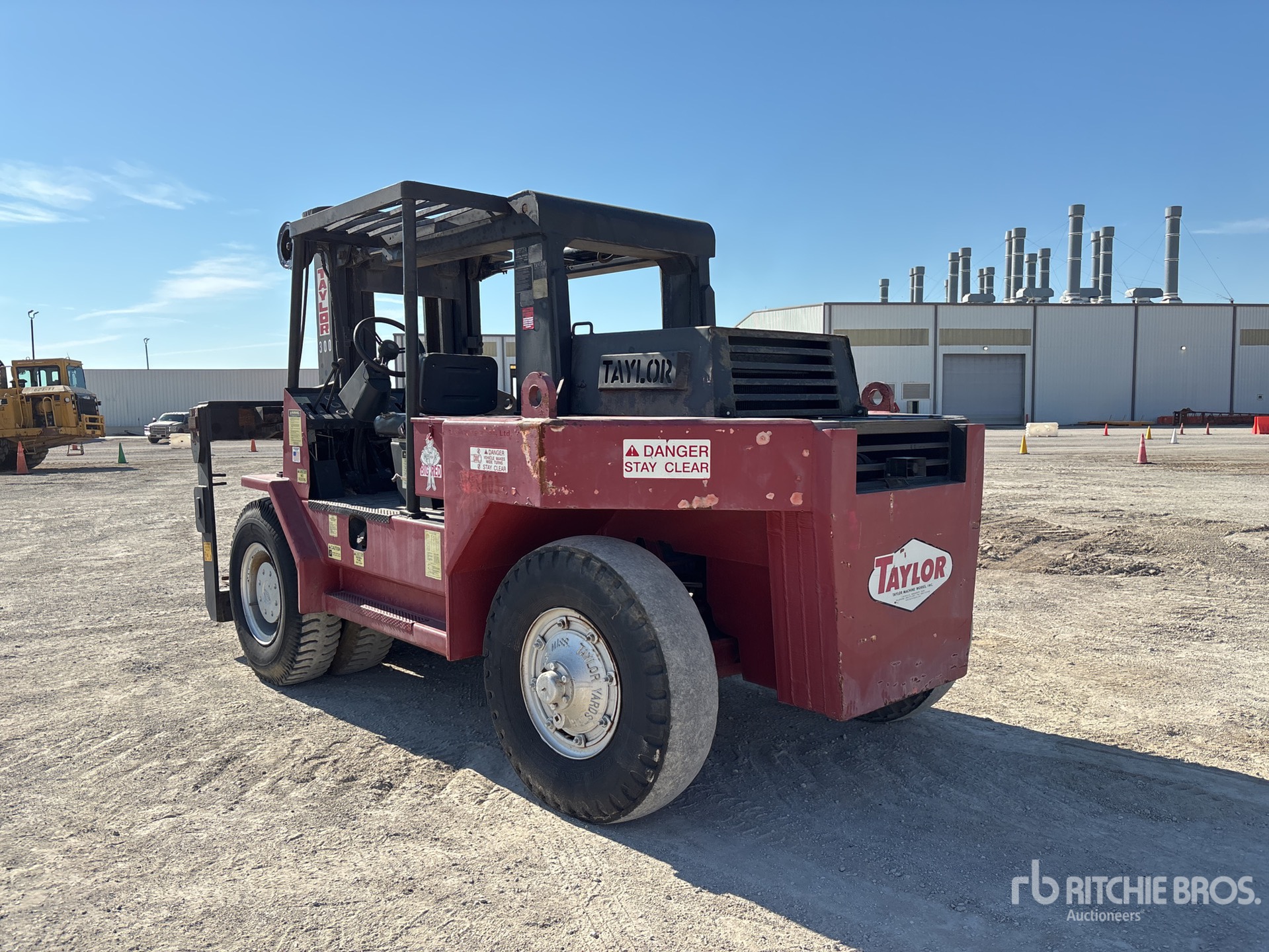 1975 Taylor PNEUMATIC TIRE