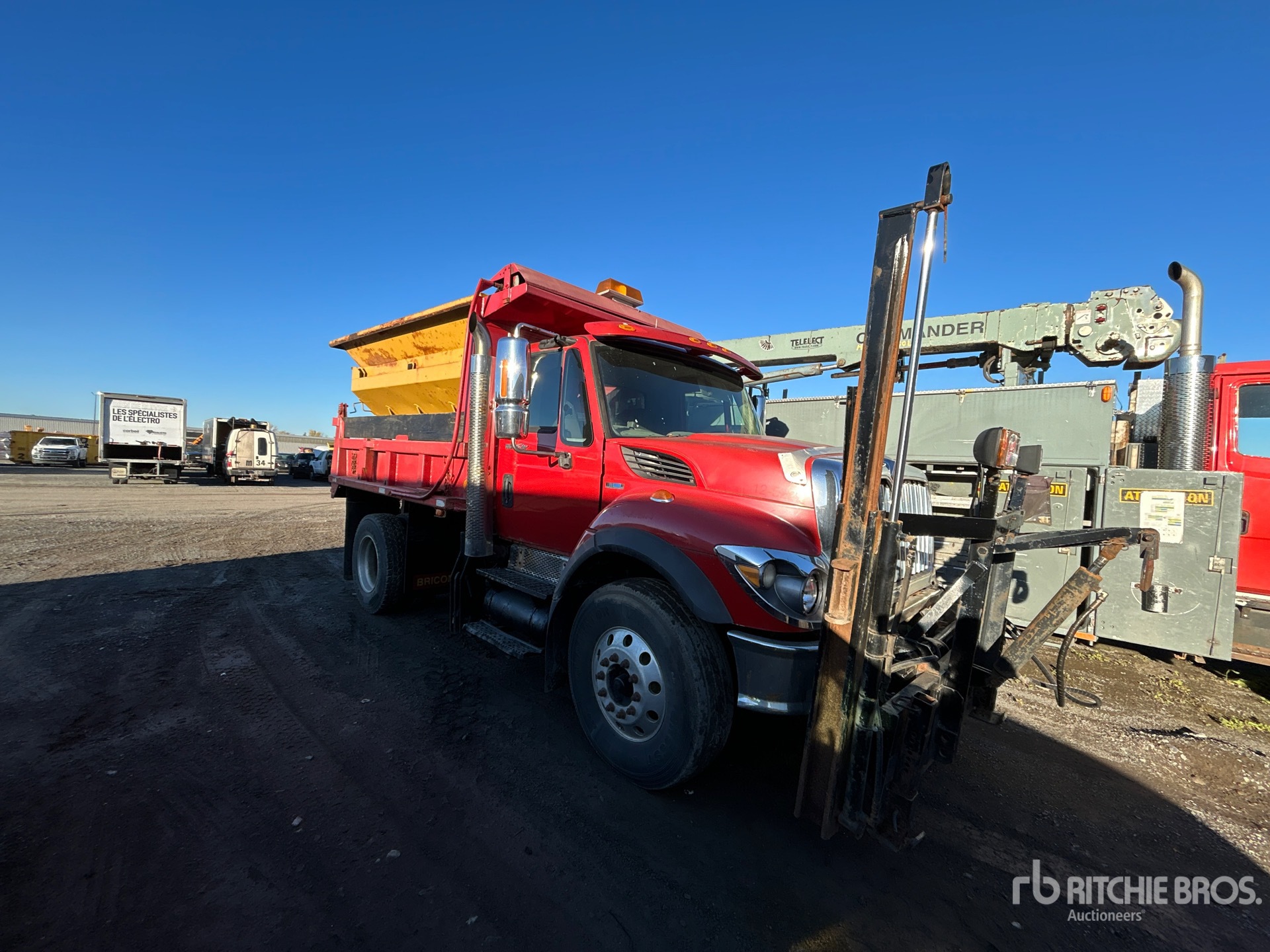 2010 International 7400